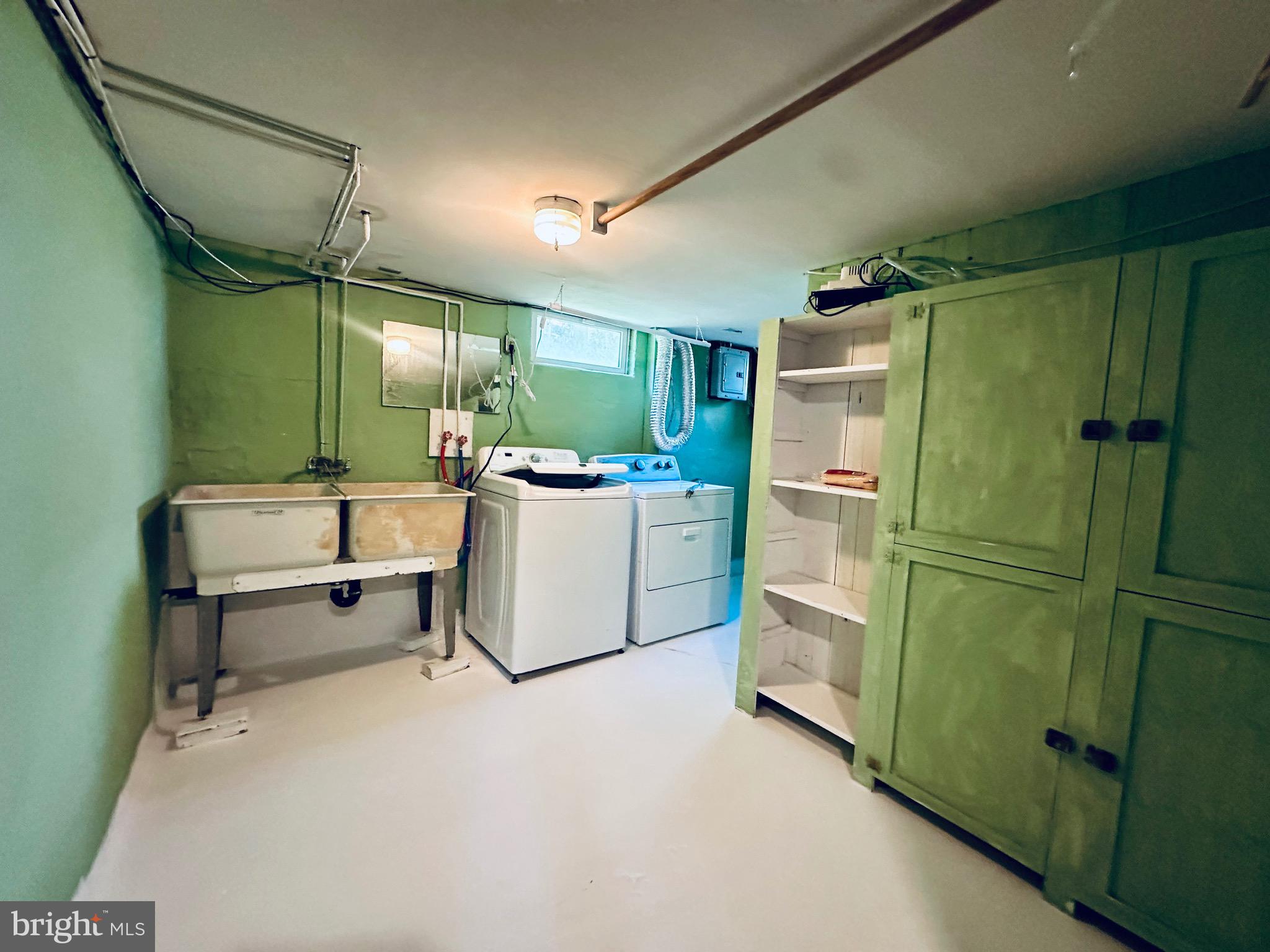 OAKLAND - Residential