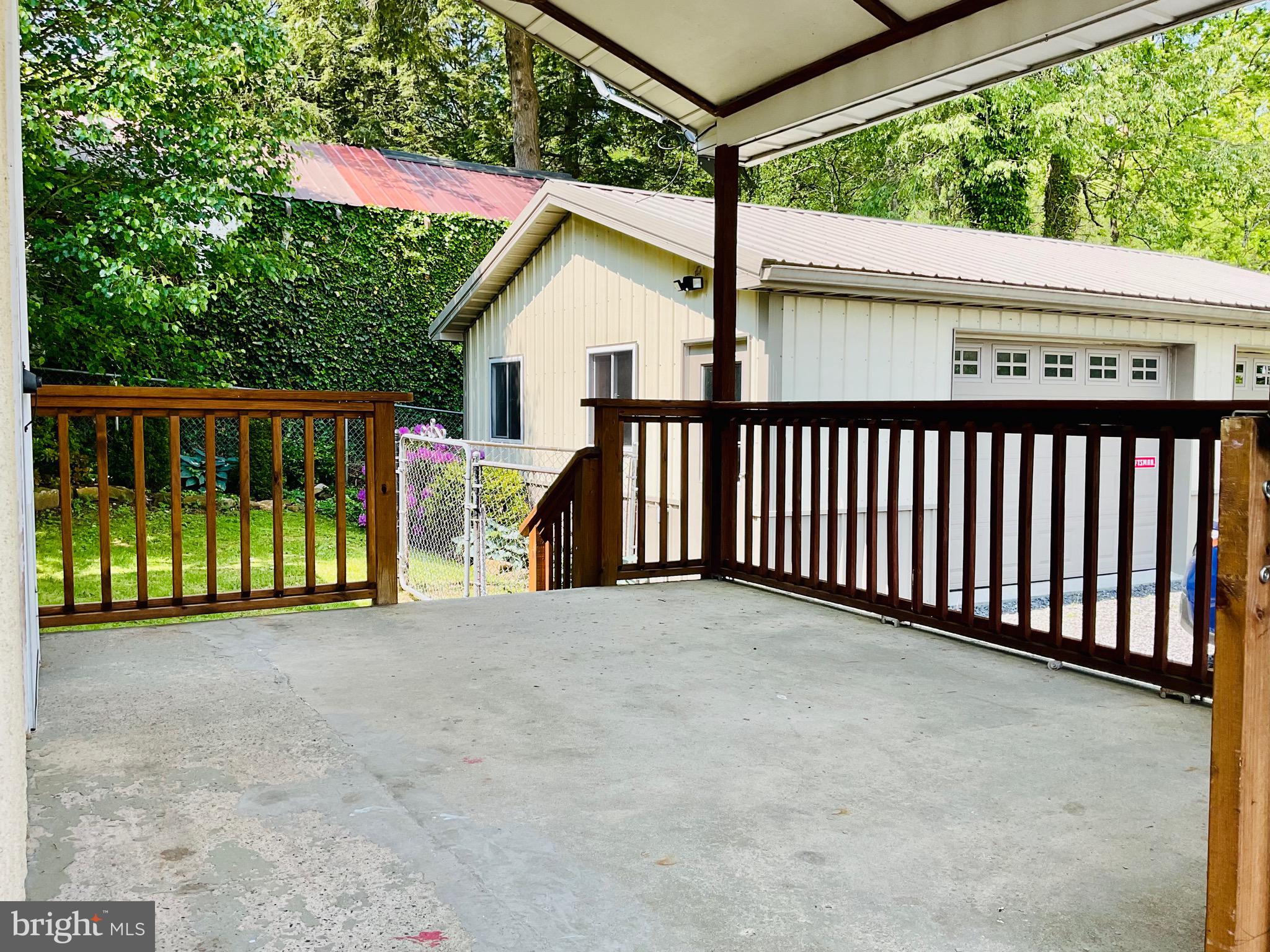 OAKLAND - Residential