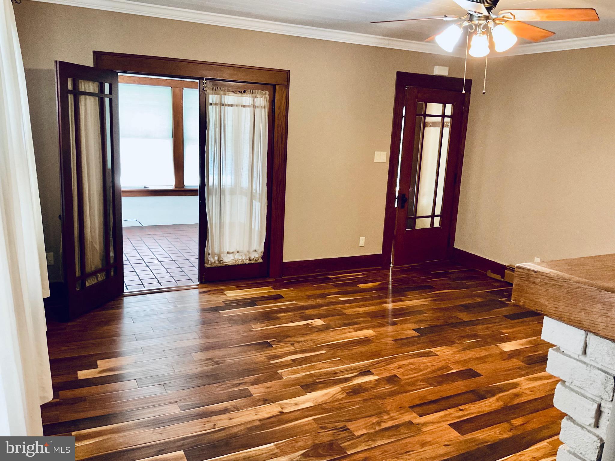 OAKLAND - Residential