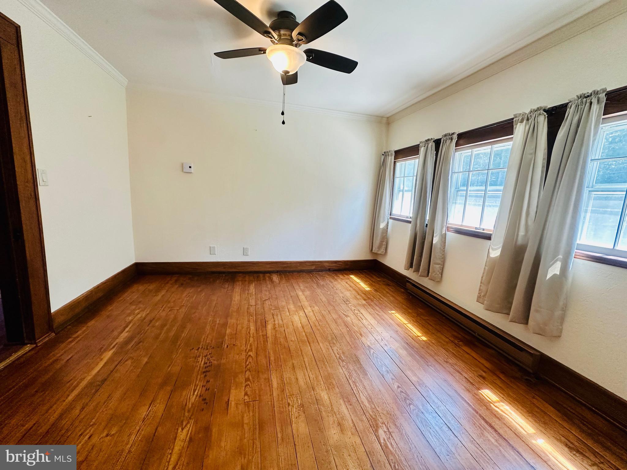 OAKLAND - Residential