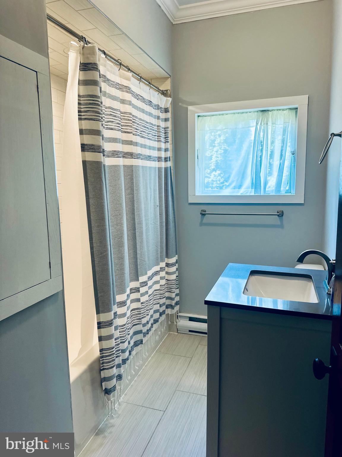 OAKLAND - Residential