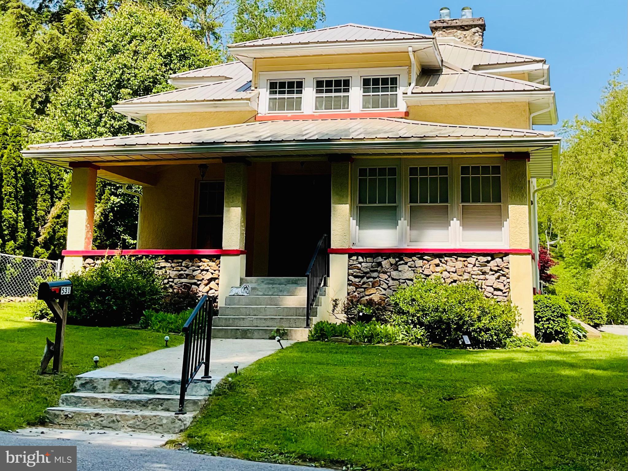 OAKLAND - Residential