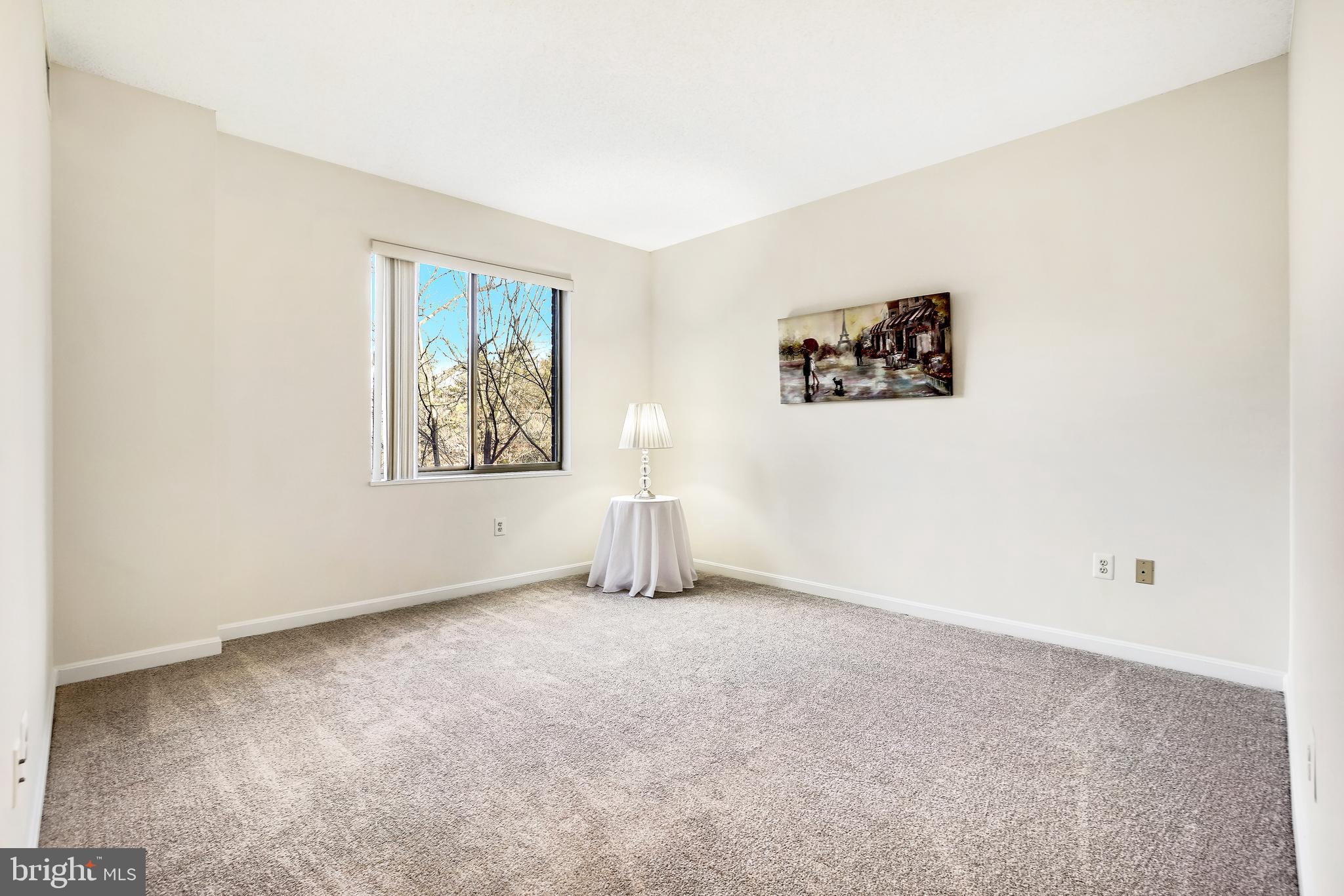 LEISURE WORLD - Residential