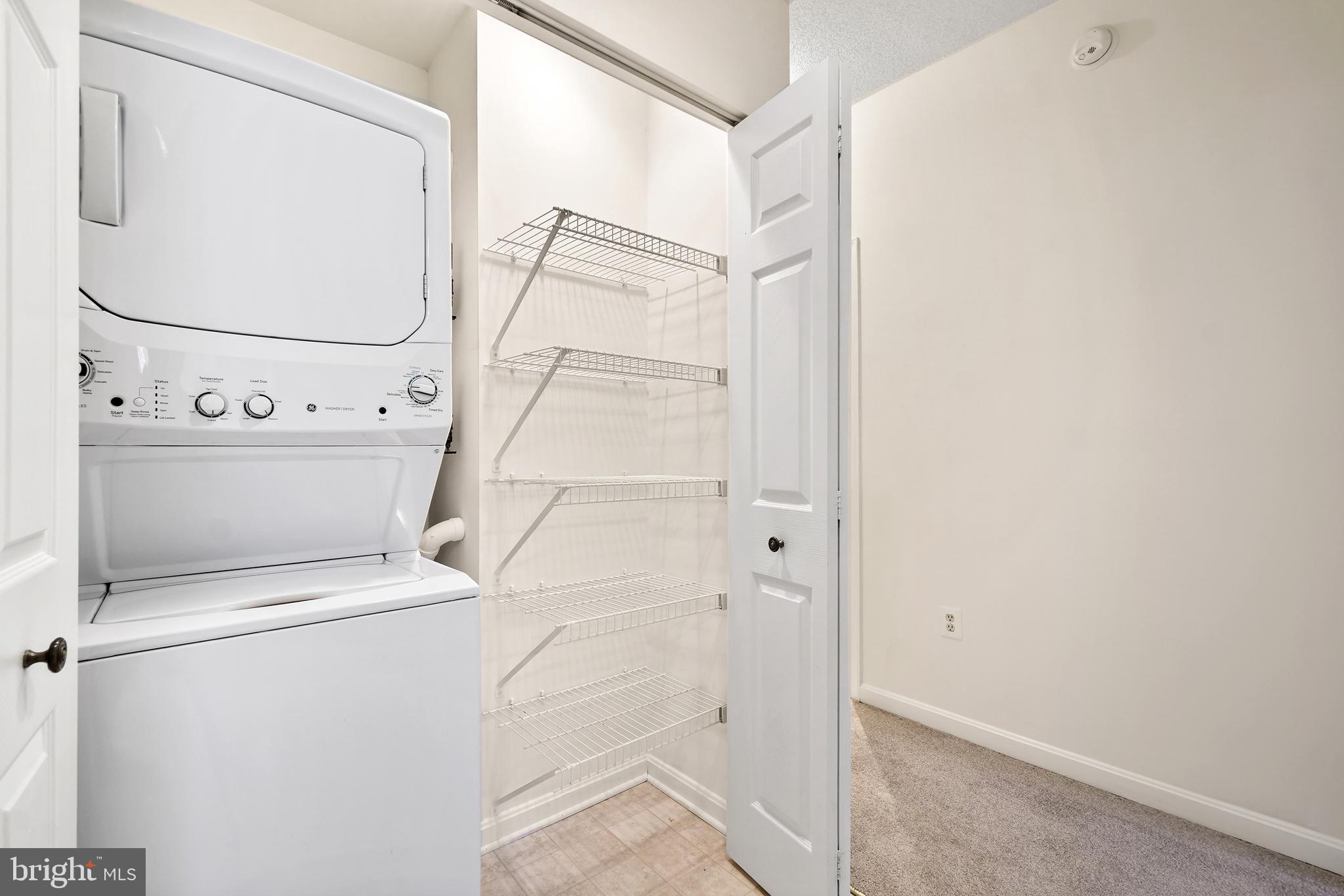 LEISURE WORLD - Residential