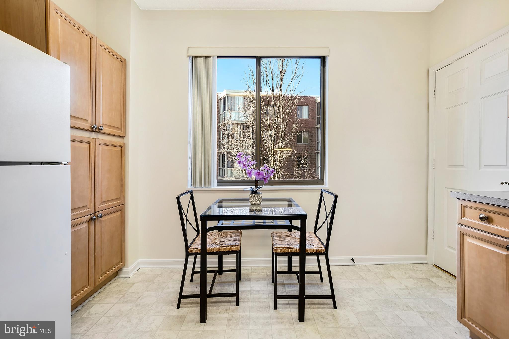 LEISURE WORLD - Residential