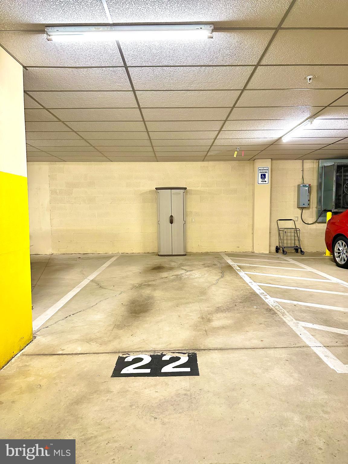 LEISURE WORLD - Residential