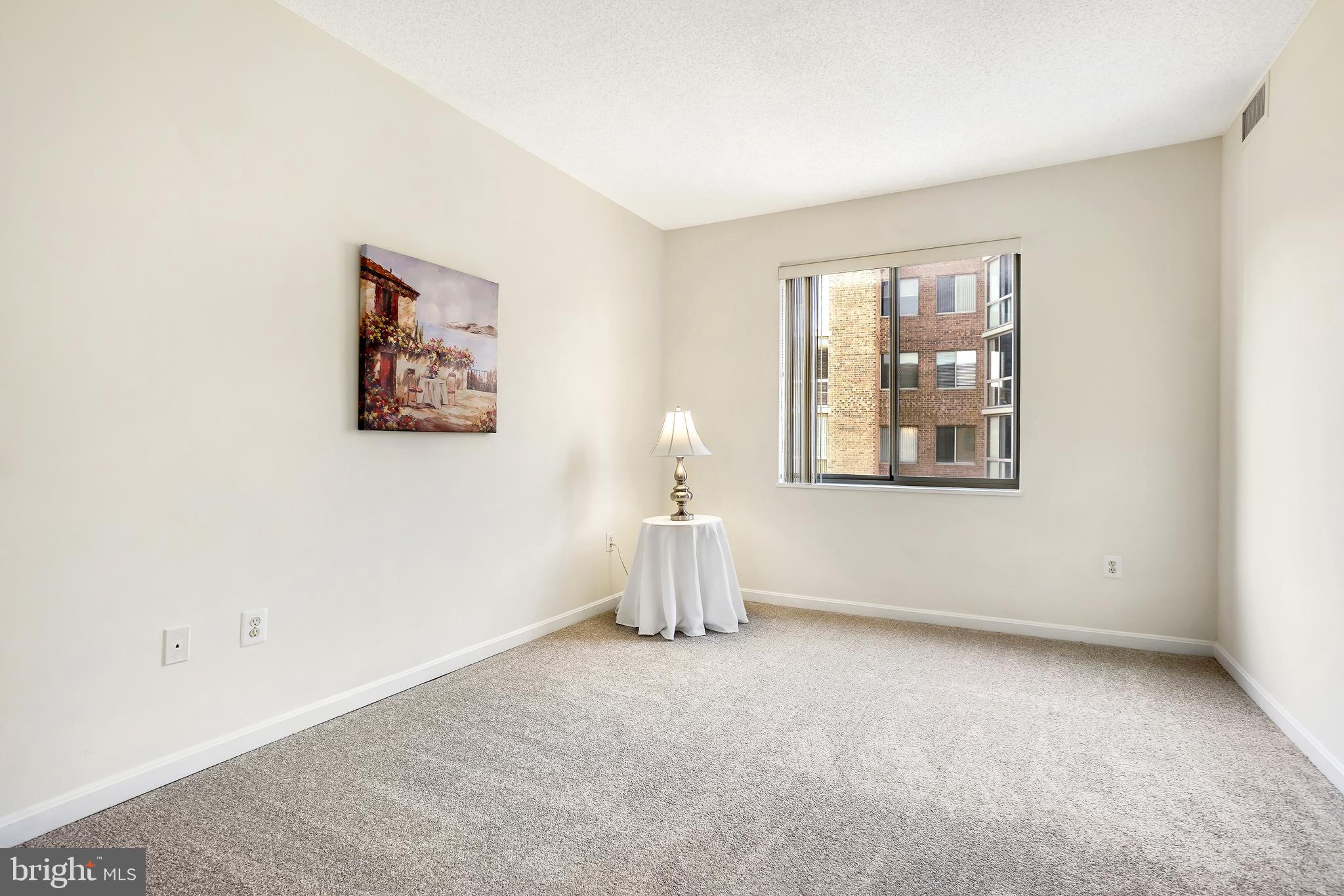 LEISURE WORLD - Residential