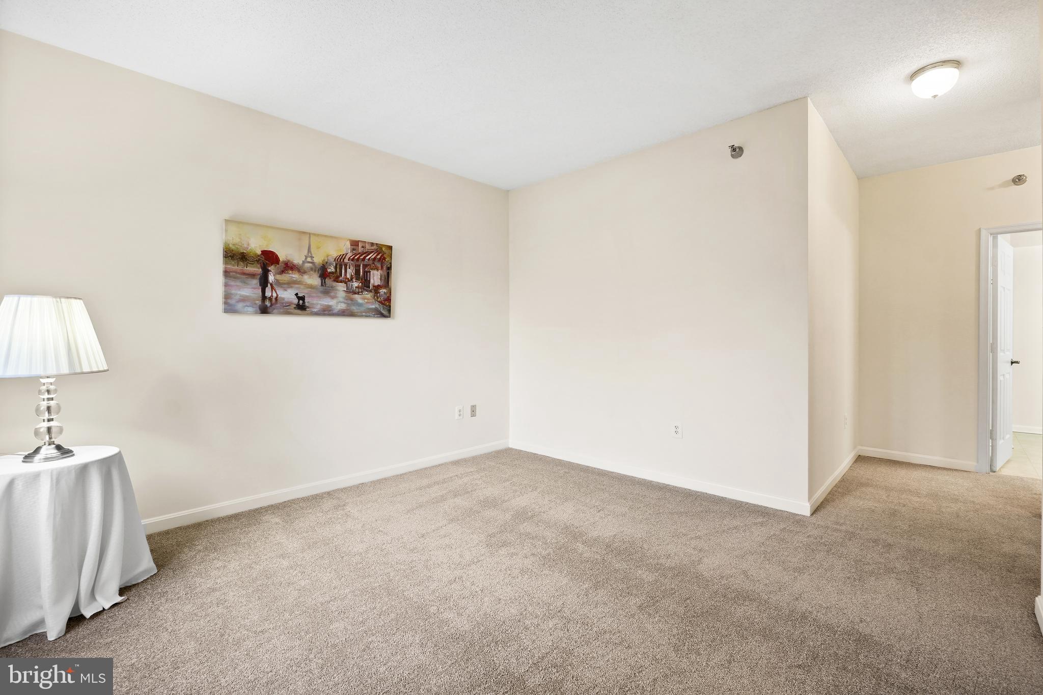 LEISURE WORLD - Residential