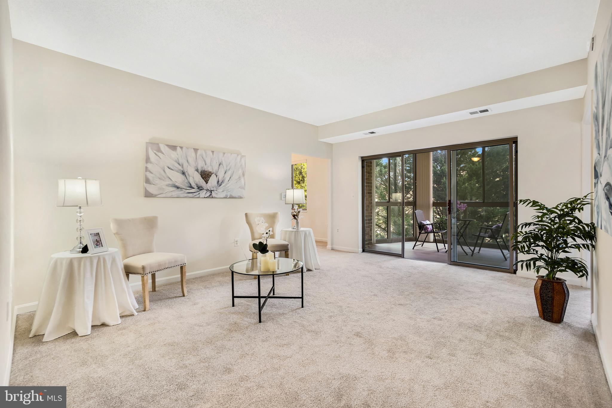 LEISURE WORLD - Residential