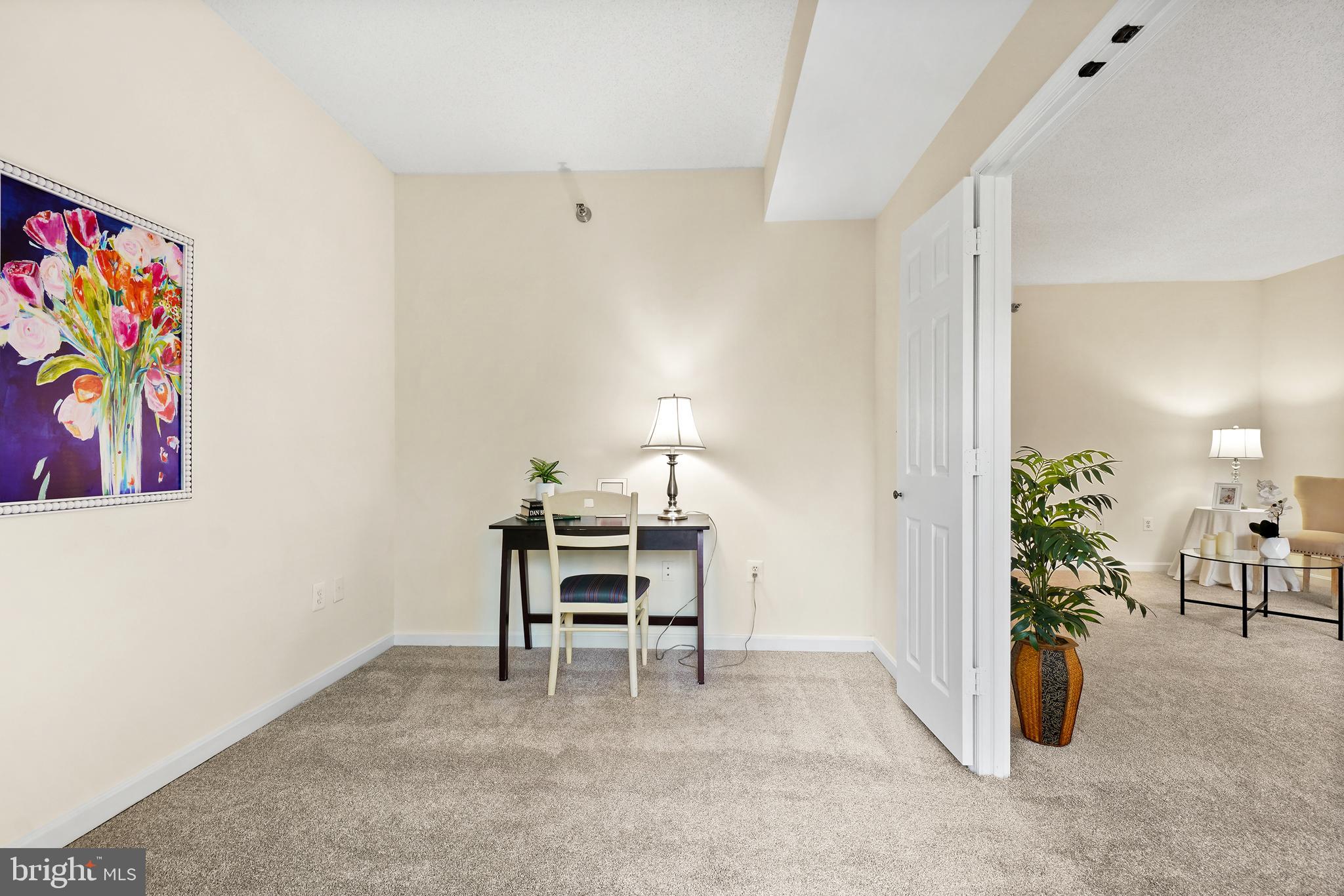 LEISURE WORLD - Residential