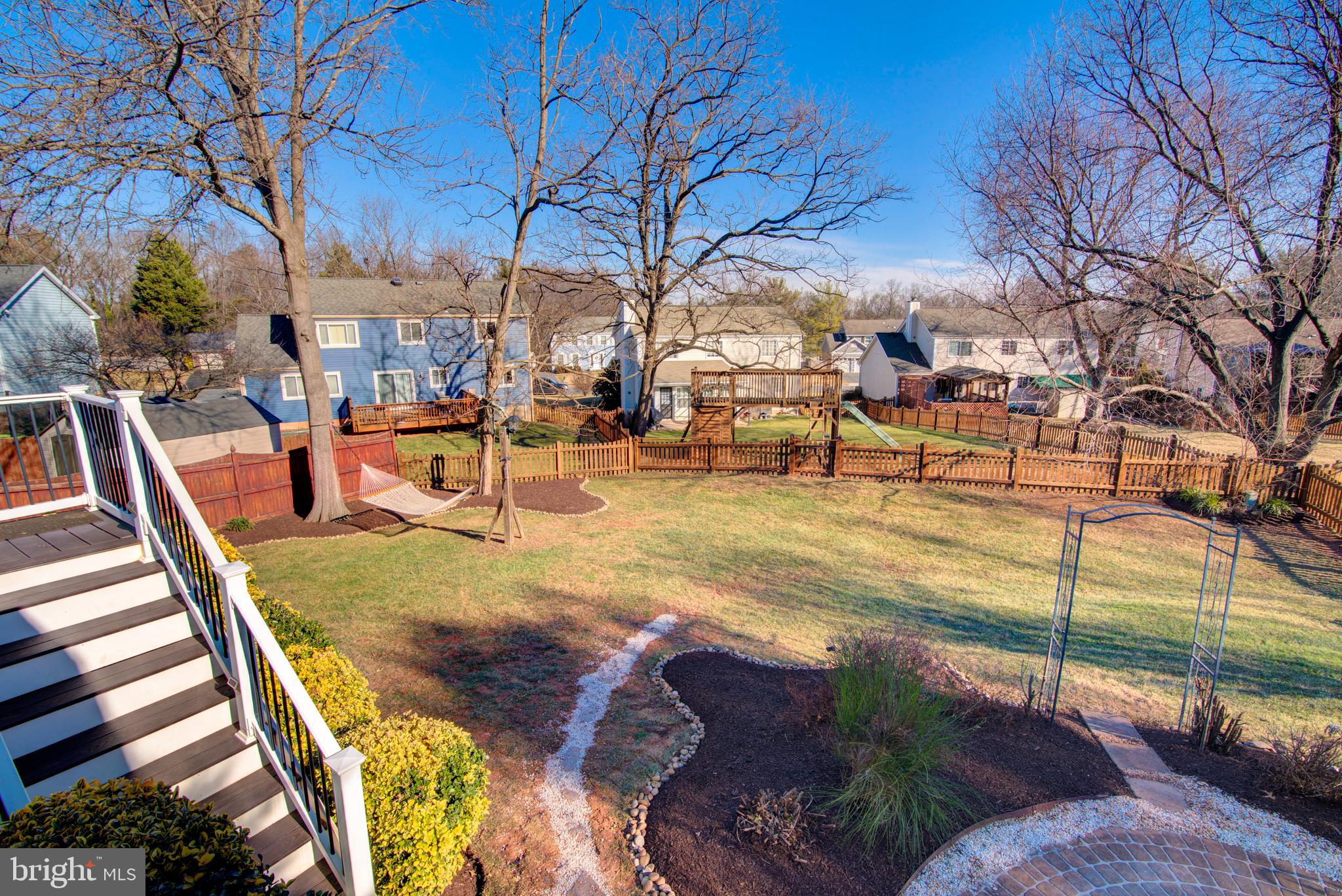 SENECA CHASE - Residential