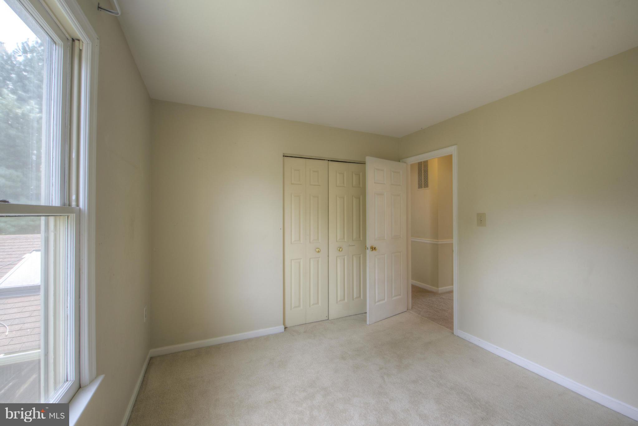 HAMPTON OAKS - Residential