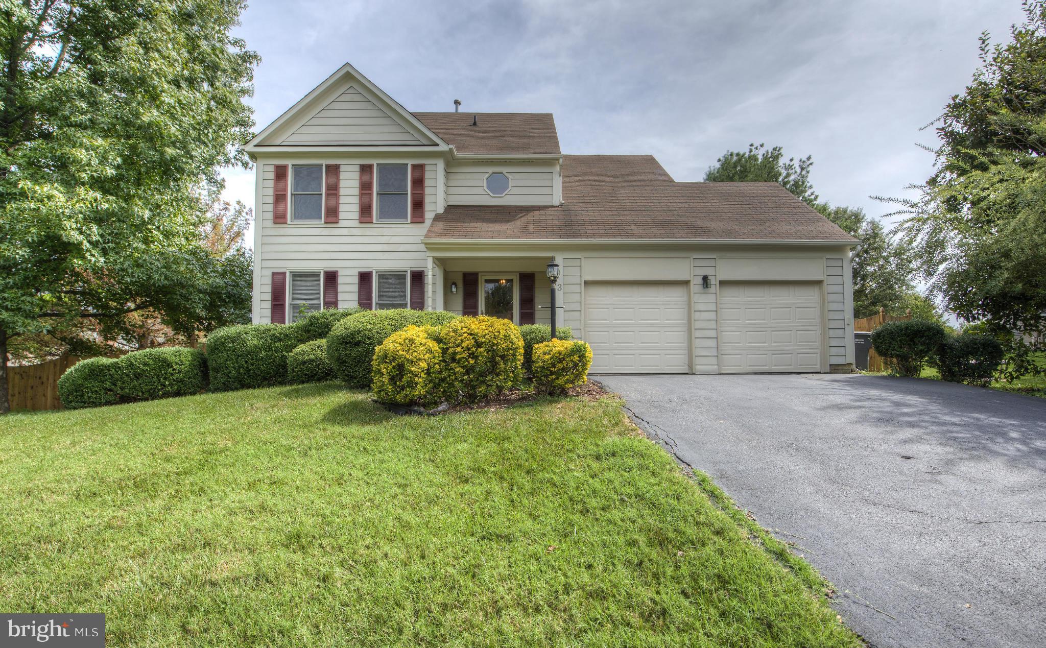 HAMPTON OAKS - Residential