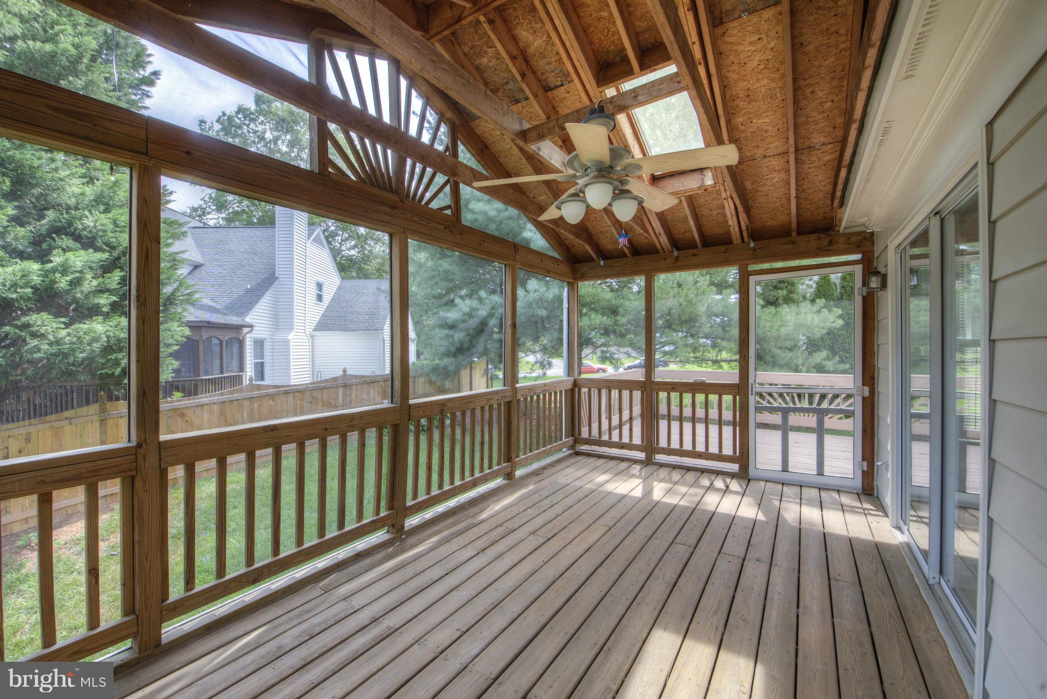 HAMPTON OAKS - Residential