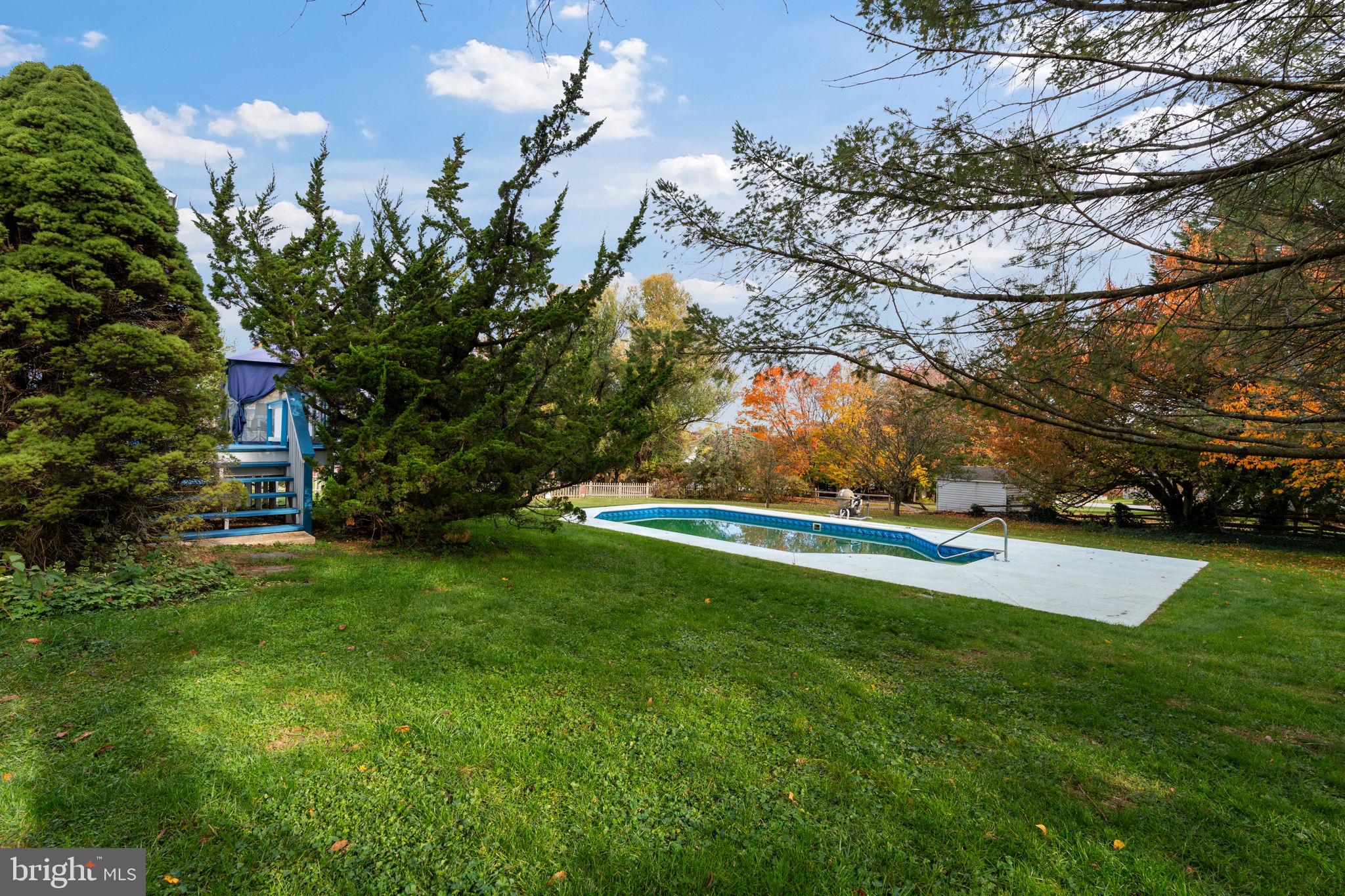 BROOKVIEW MEADOWS - Residential