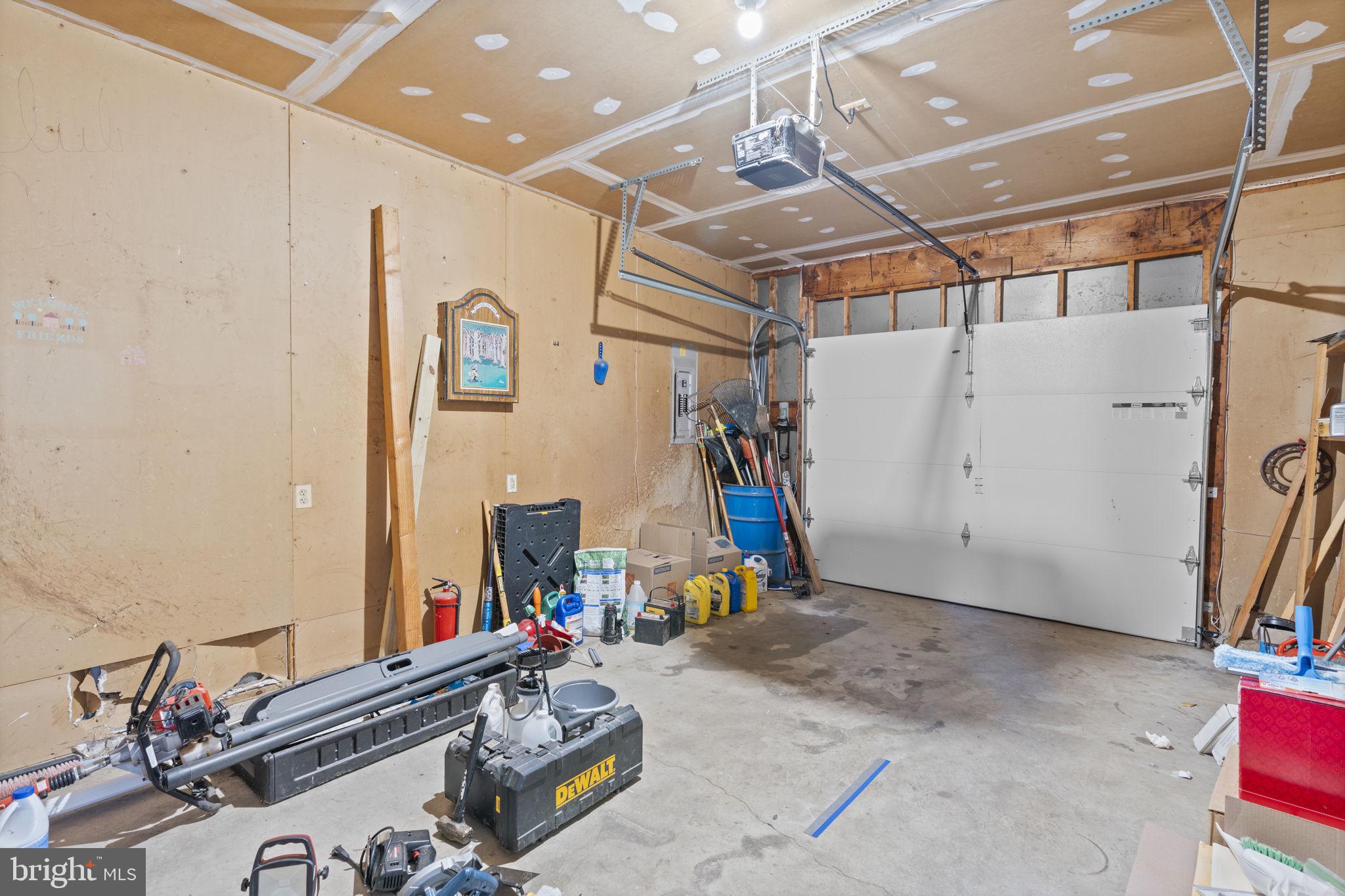 BROOKVIEW MEADOWS - Residential