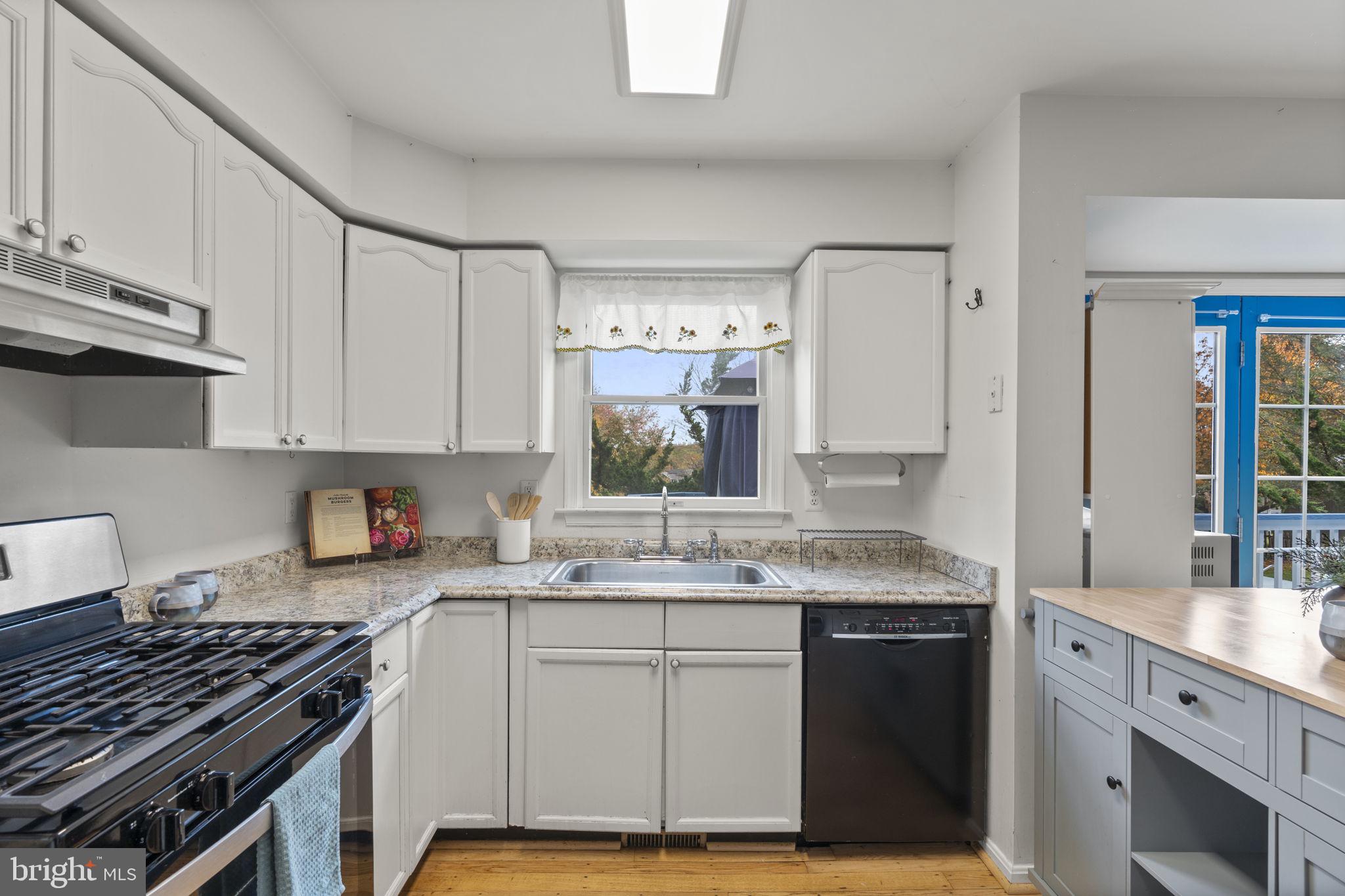 BROOKVIEW MEADOWS - Residential