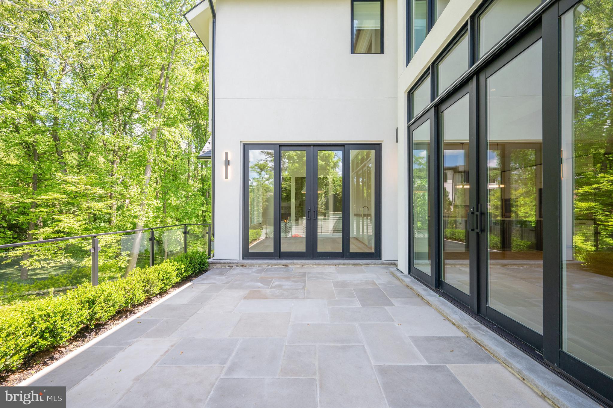 LANGLEY FOREST - Residential