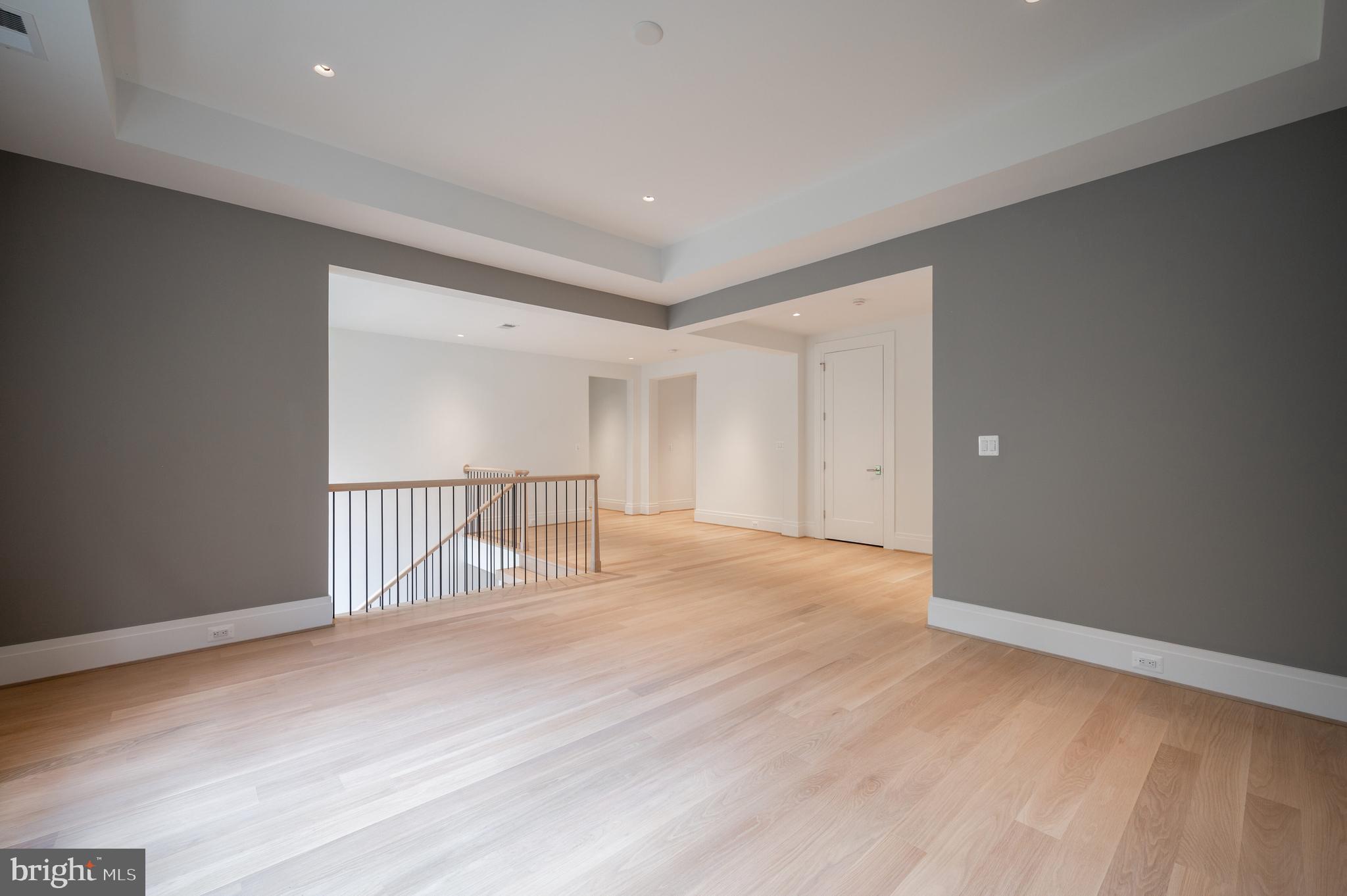 LANGLEY FOREST - Residential