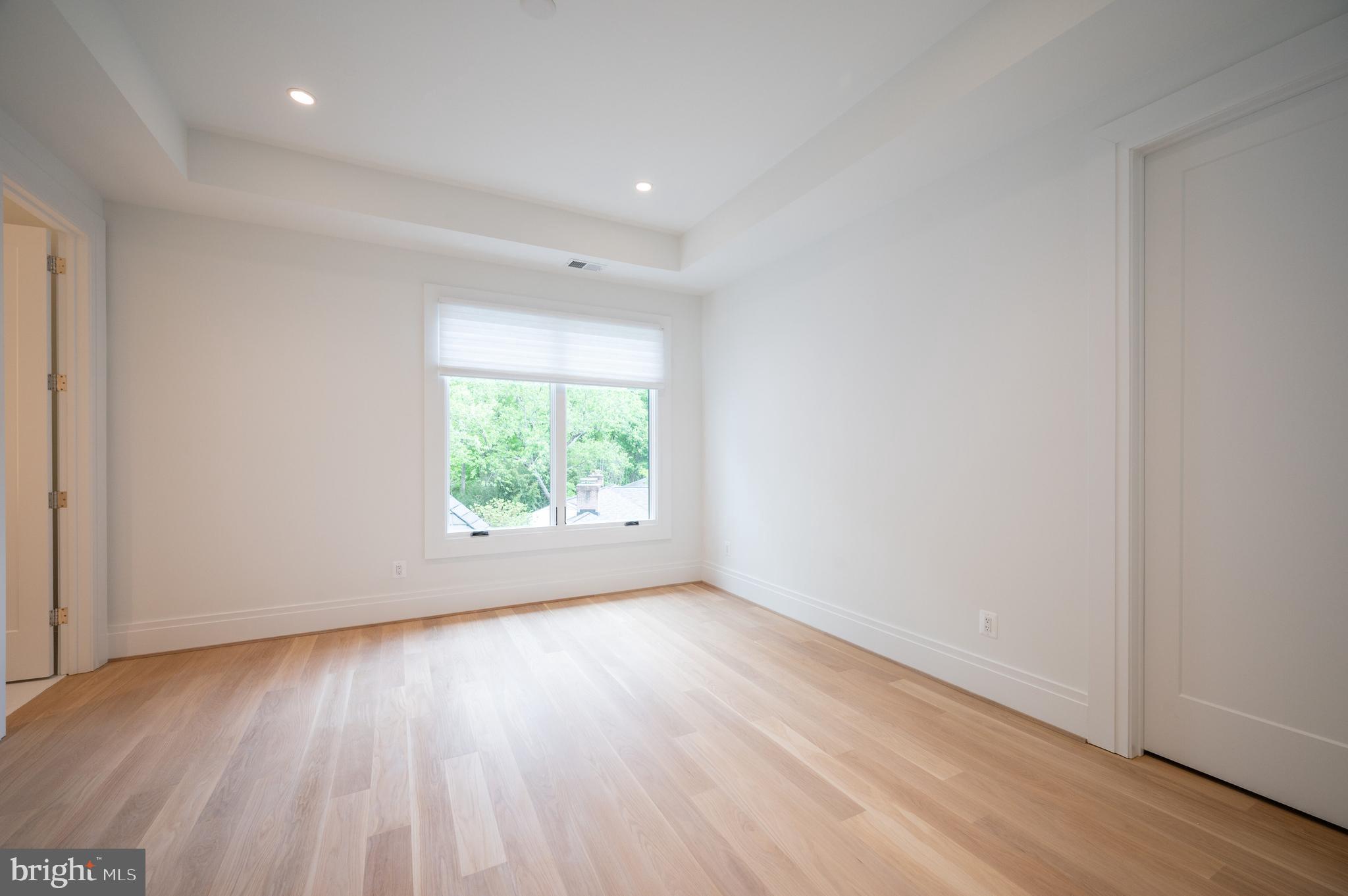 LANGLEY FOREST - Residential