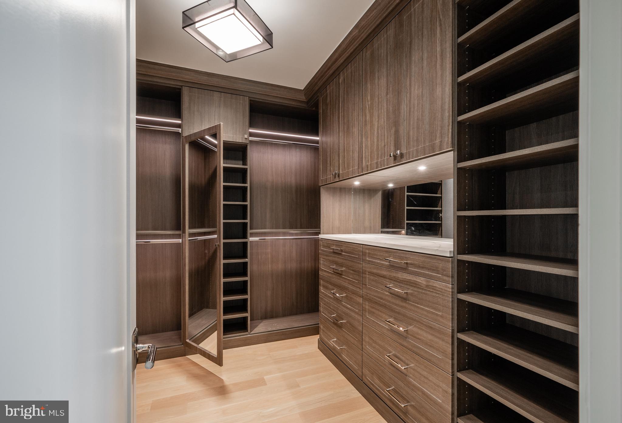 LANGLEY FOREST - Residential