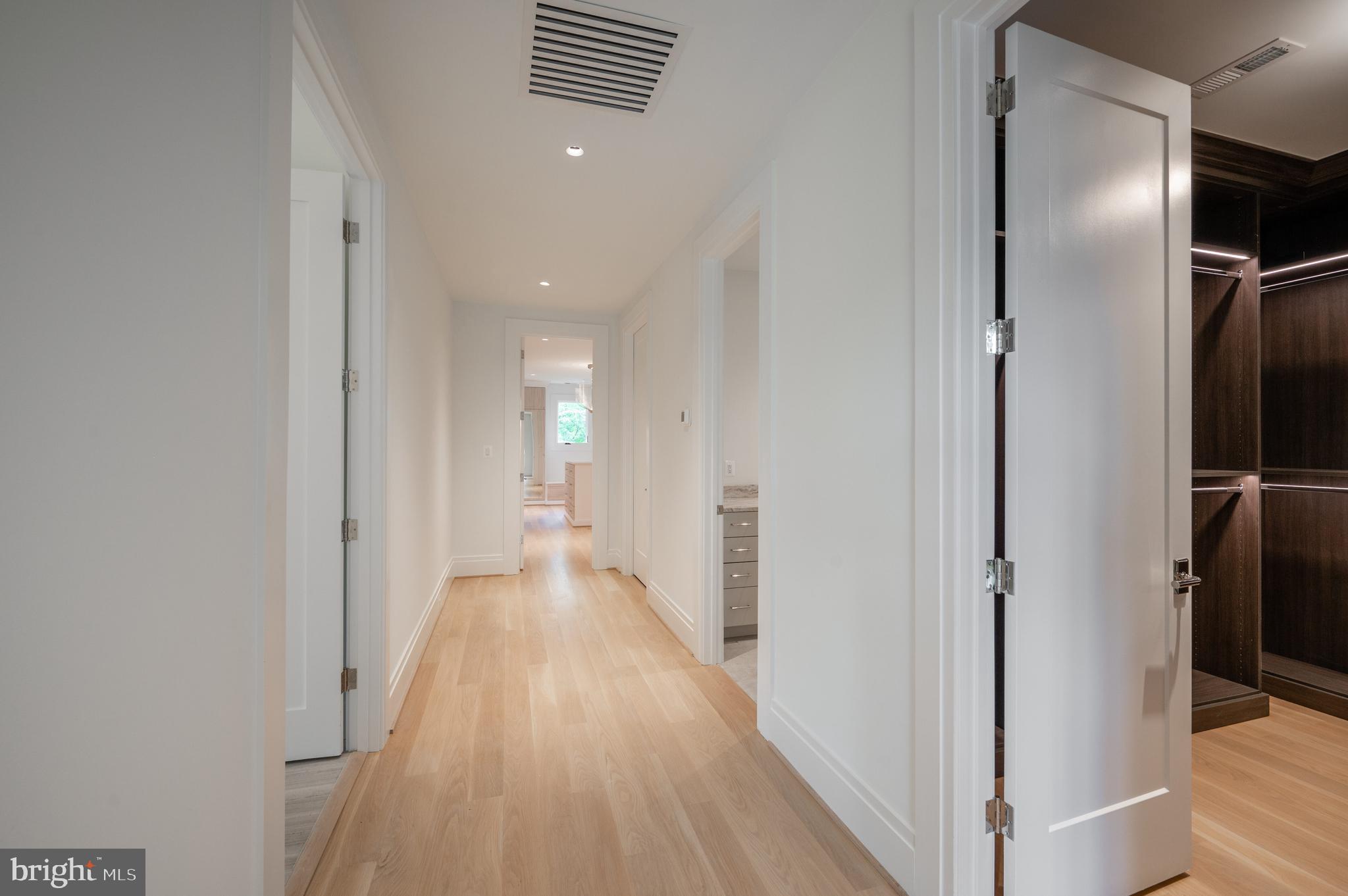 LANGLEY FOREST - Residential