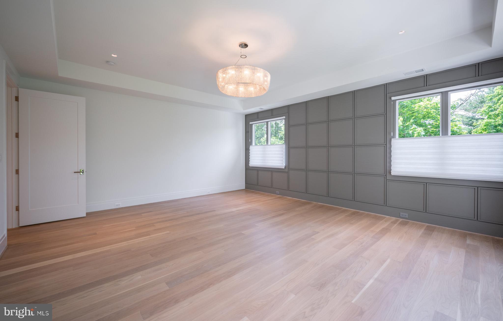 LANGLEY FOREST - Residential