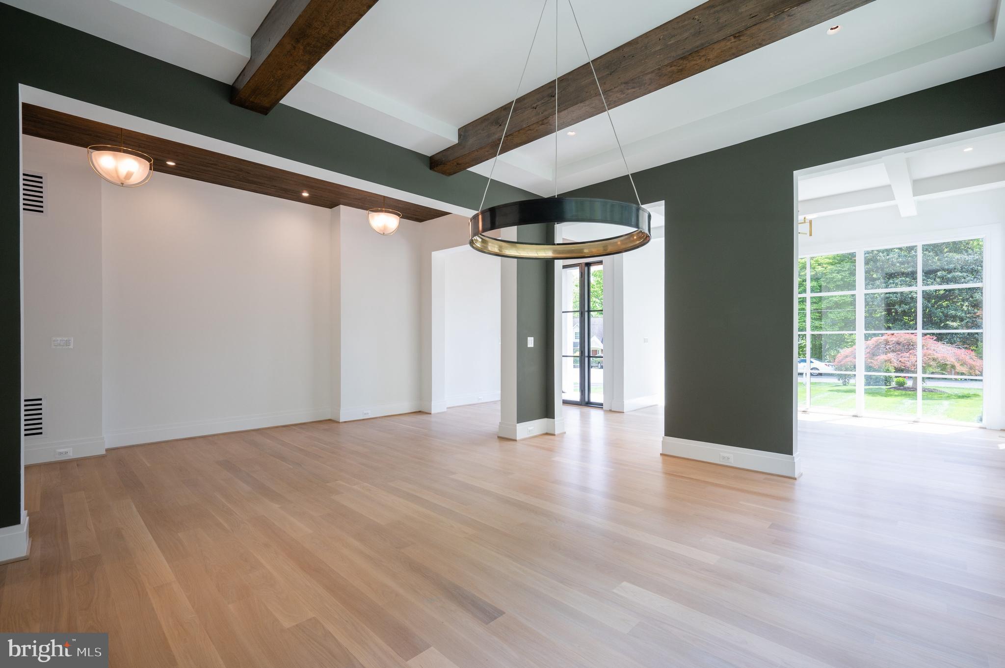 LANGLEY FOREST - Residential