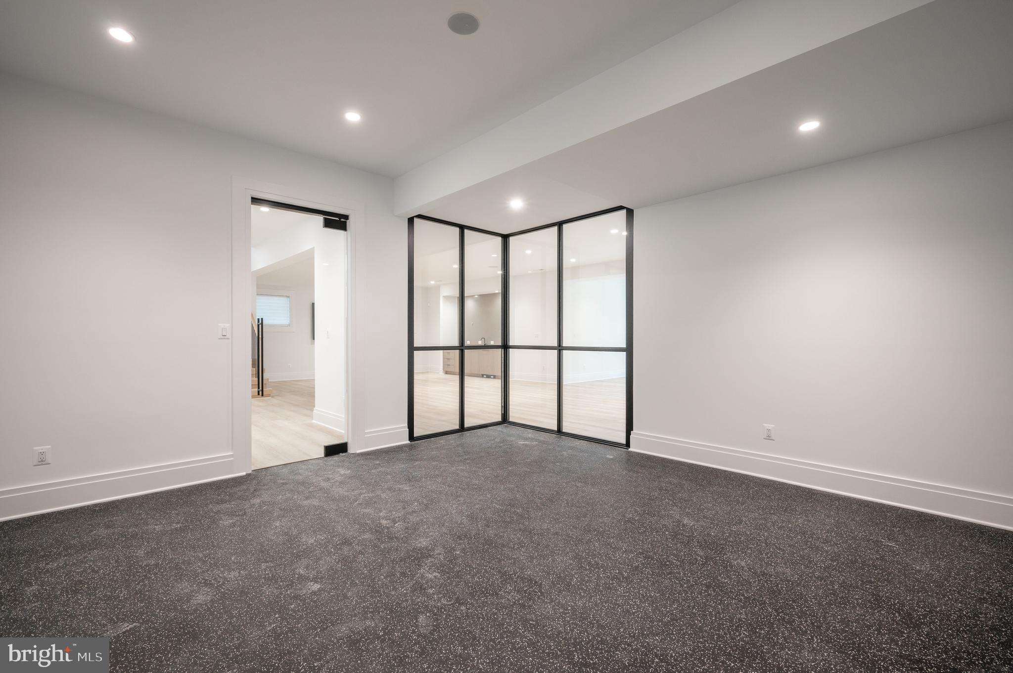 LANGLEY FOREST - Residential