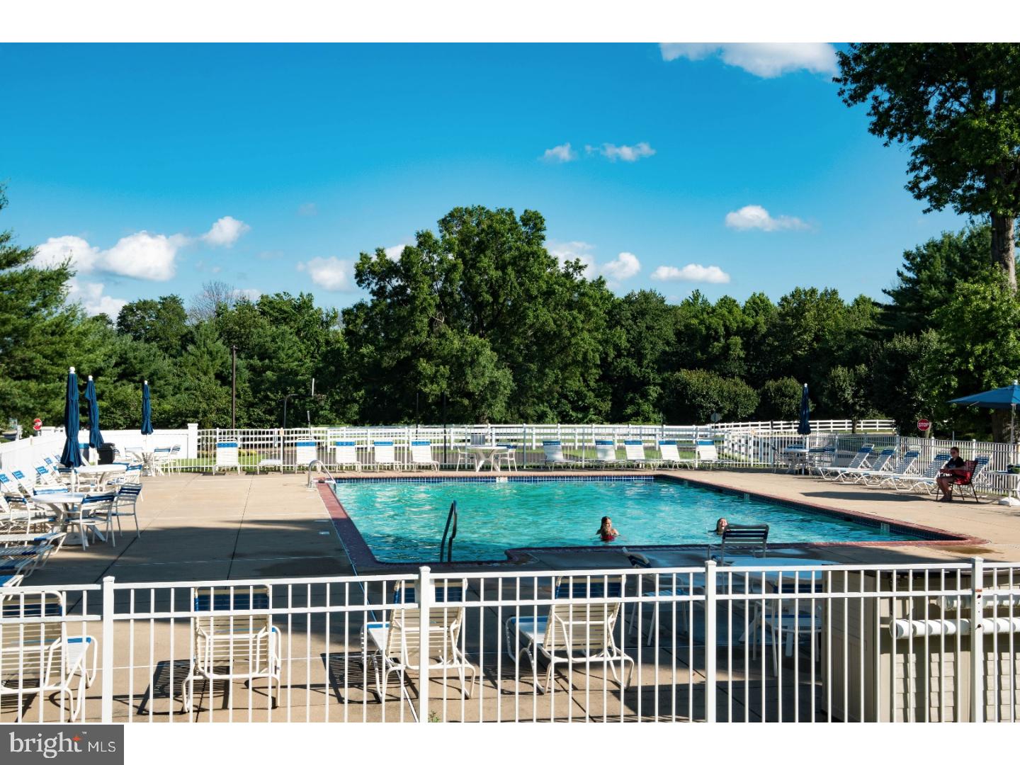 CRESTWOOD CONDO - Residential