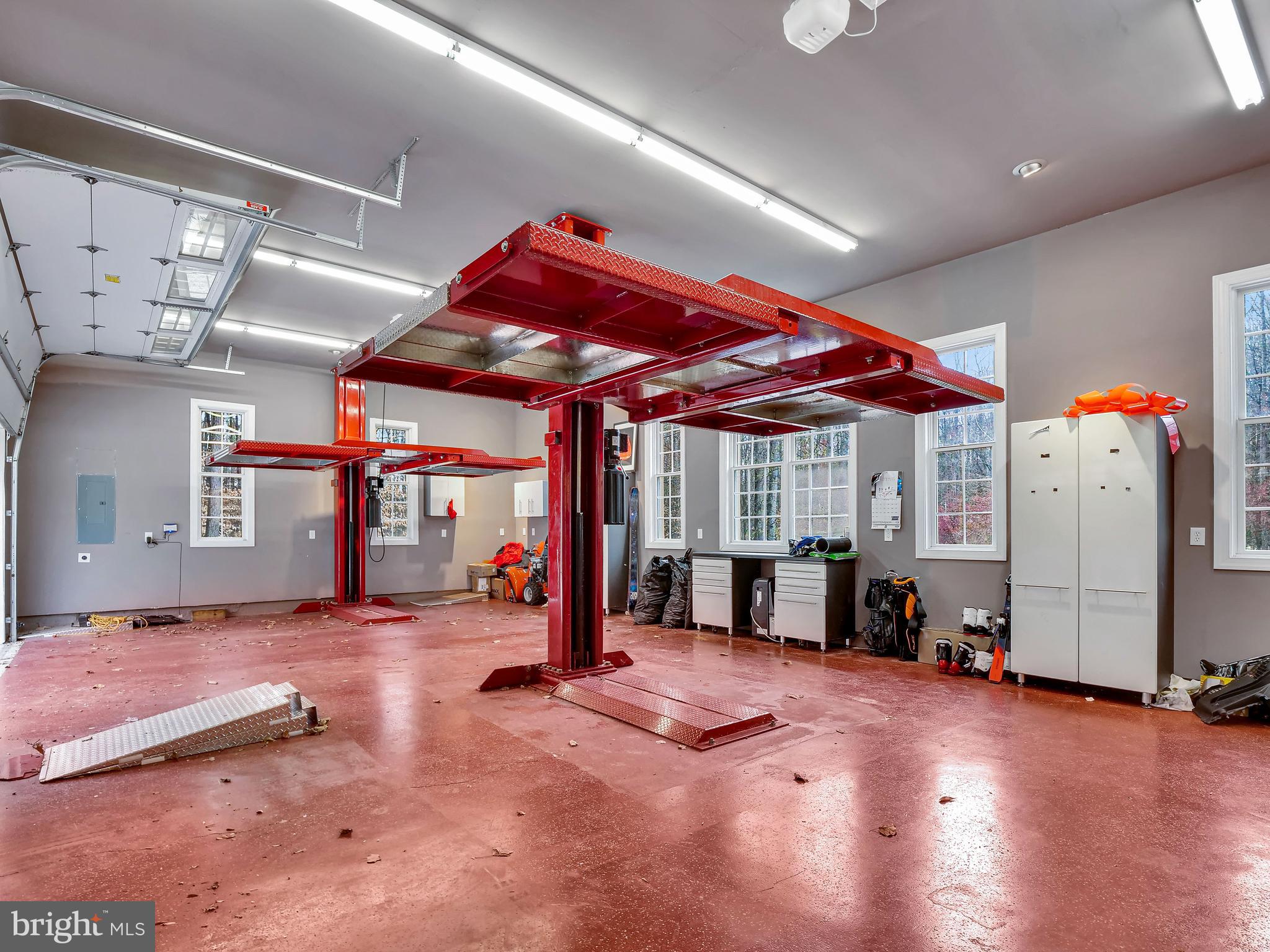 PLANTATION HILLS - Residential