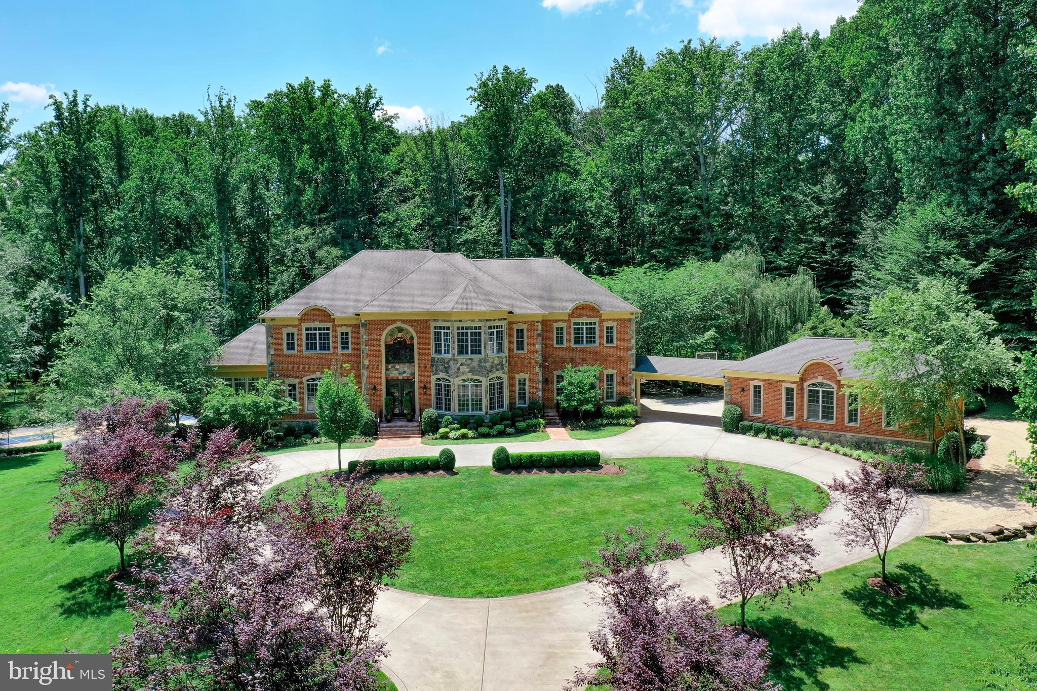 PLANTATION HILLS - Residential