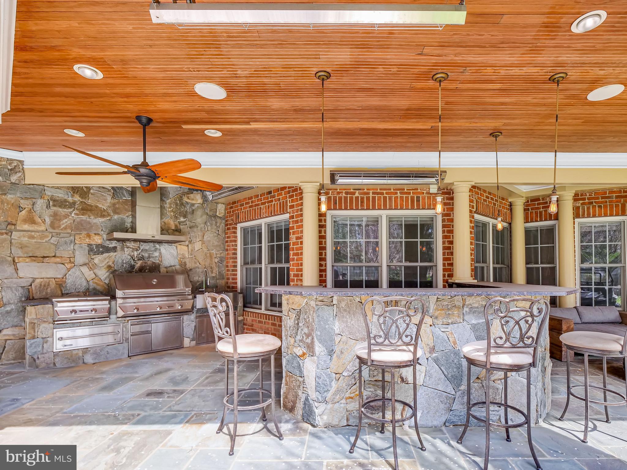 PLANTATION HILLS - Residential