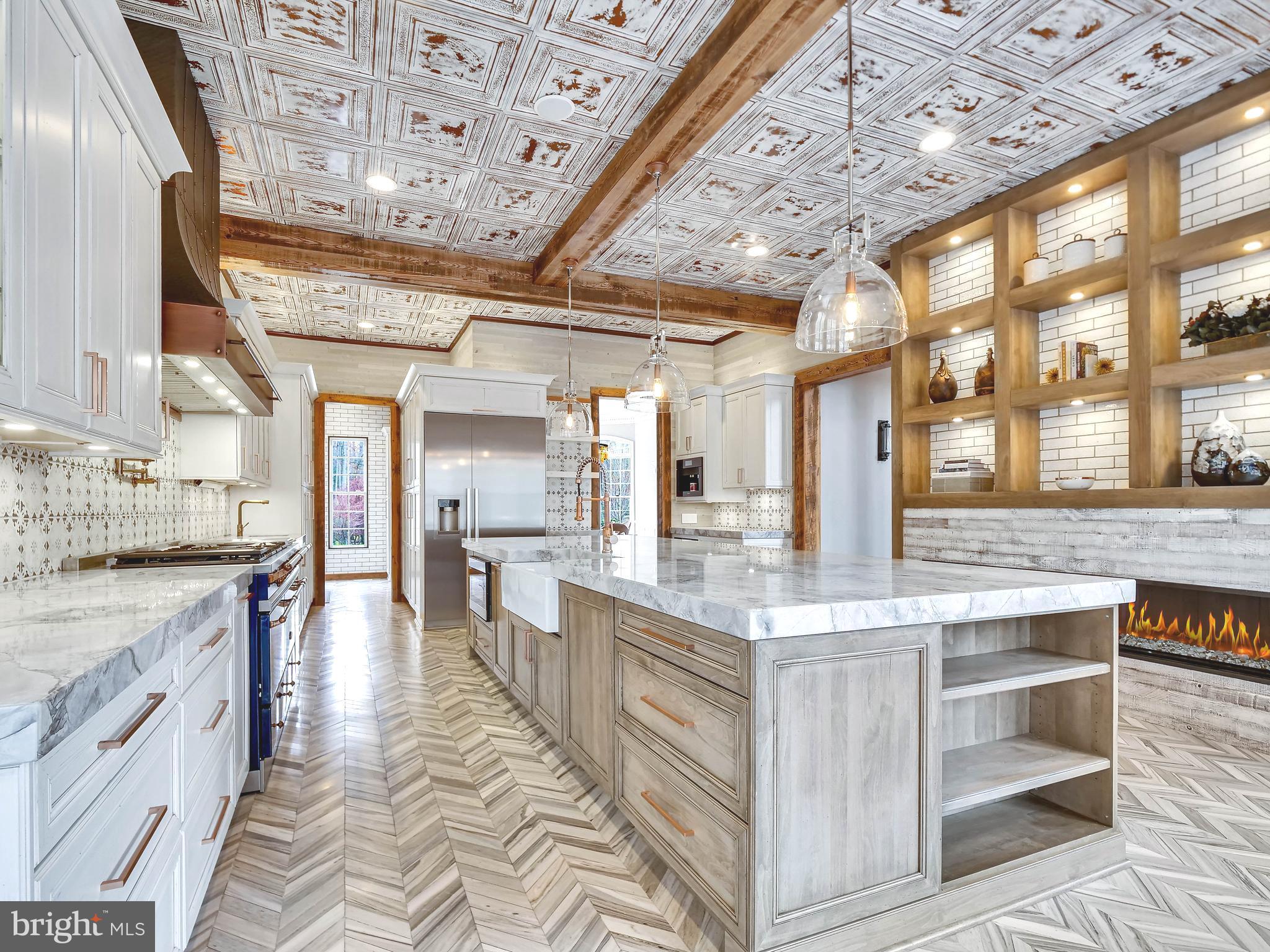 PLANTATION HILLS - Residential