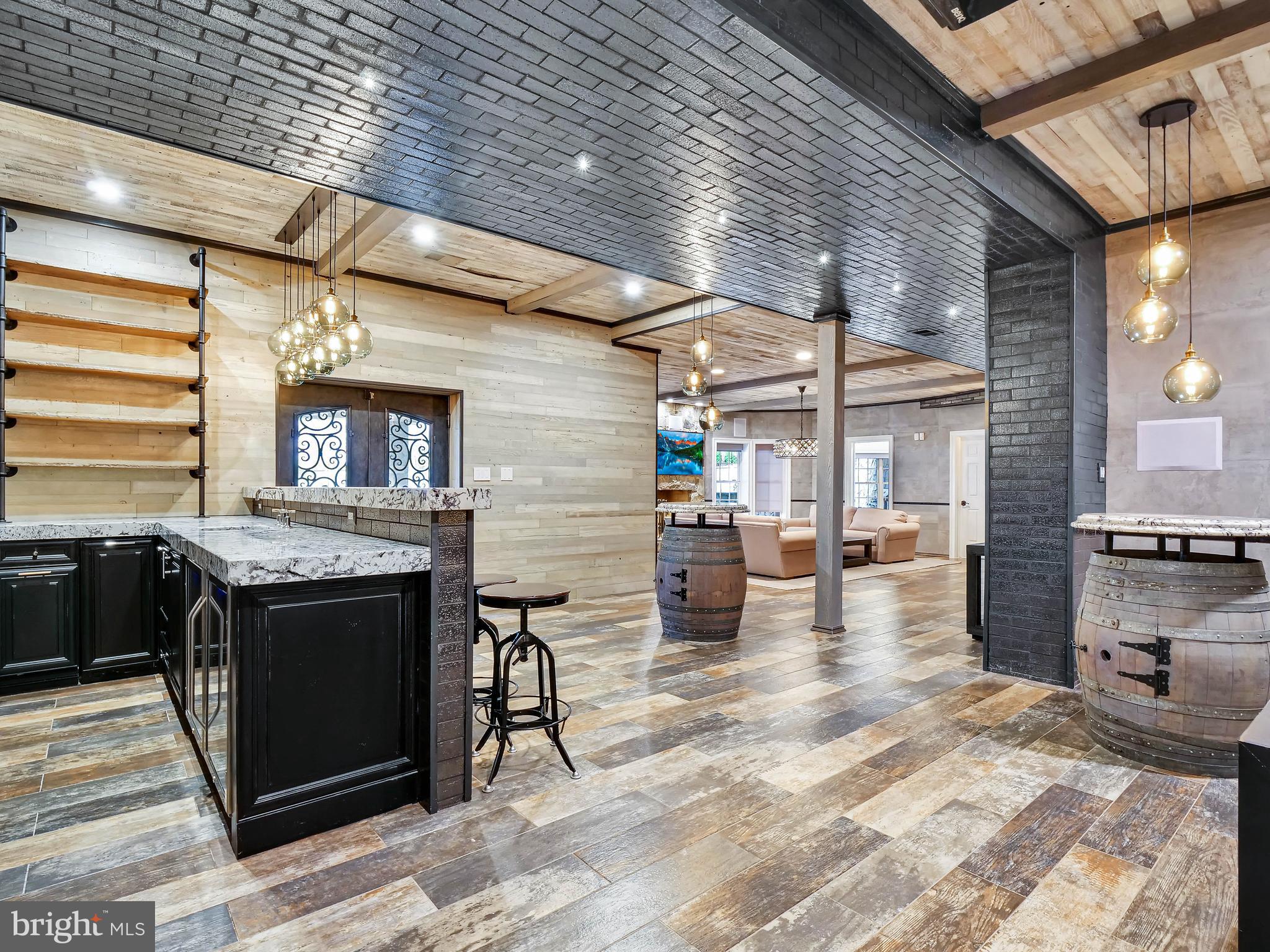 PLANTATION HILLS - Residential