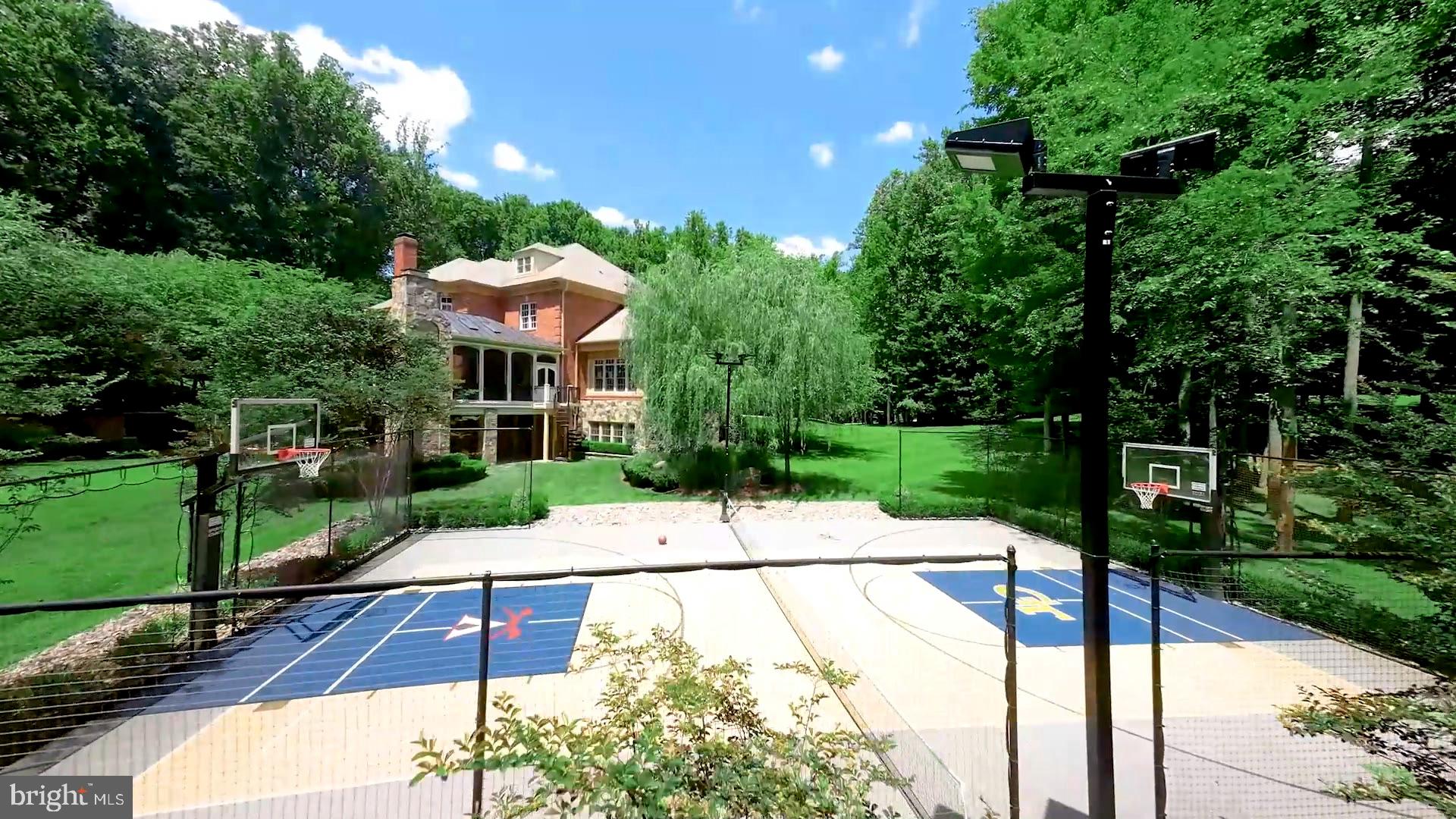 PLANTATION HILLS - Residential