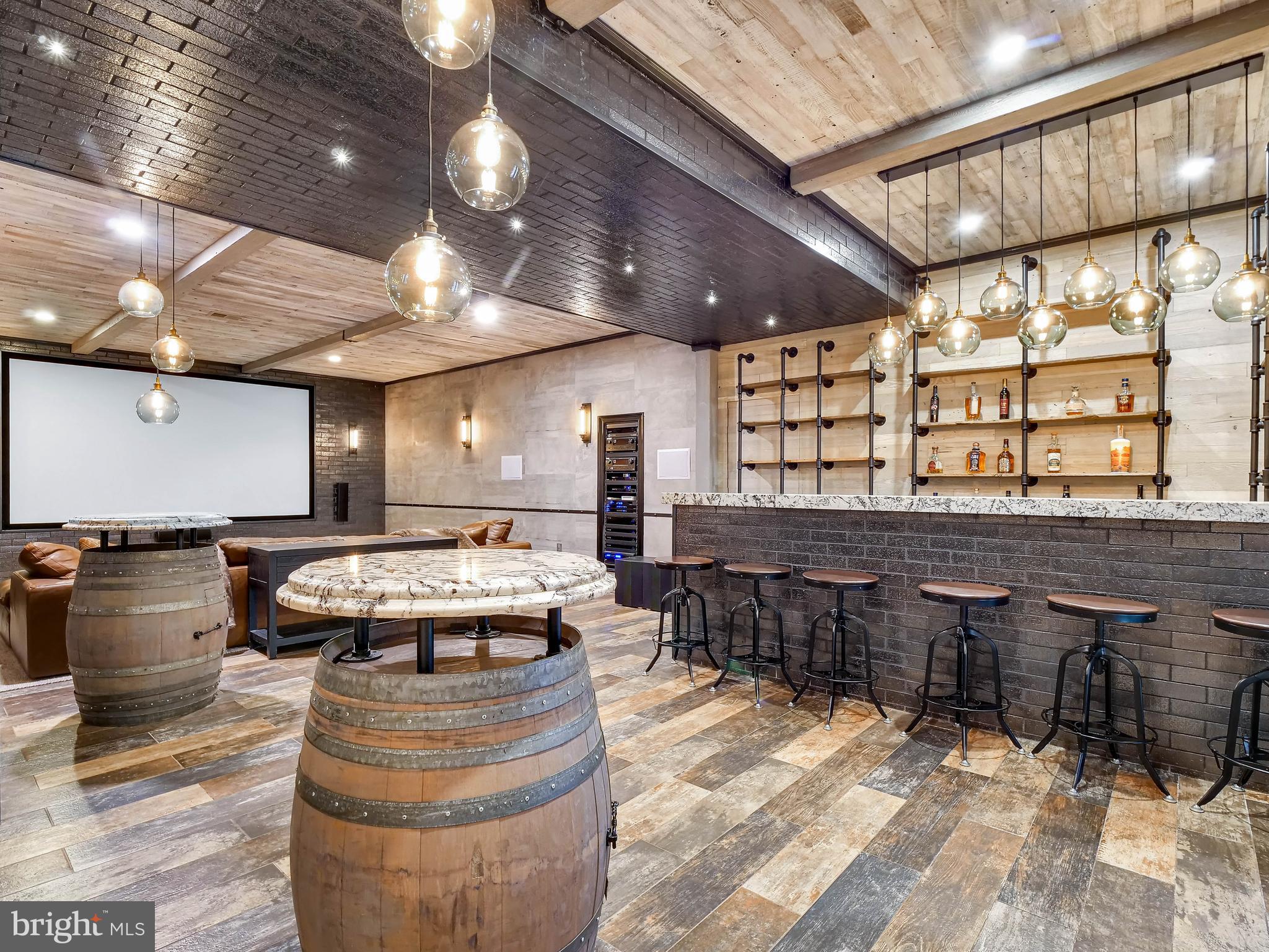 PLANTATION HILLS - Residential