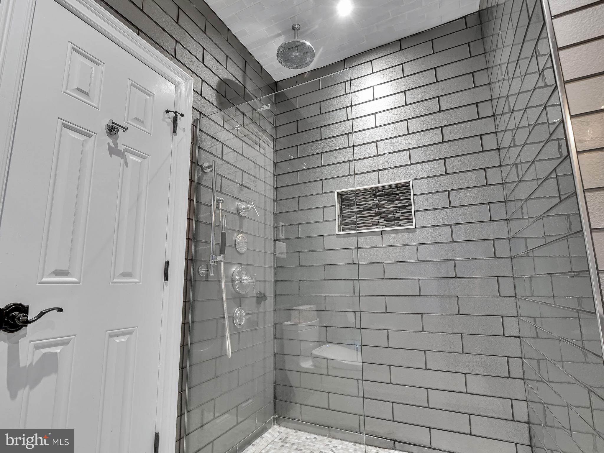 PLANTATION HILLS - Residential