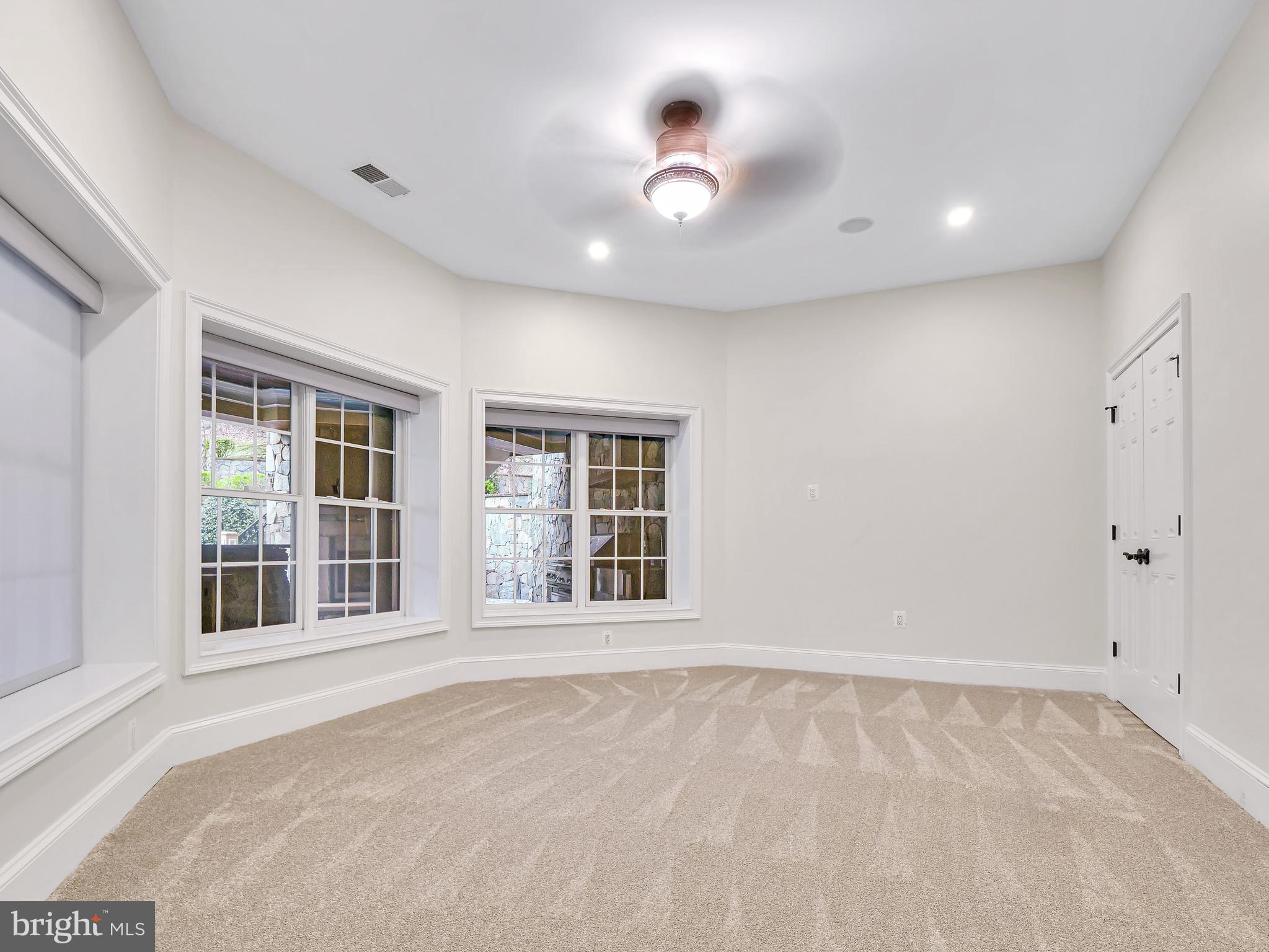 PLANTATION HILLS - Residential