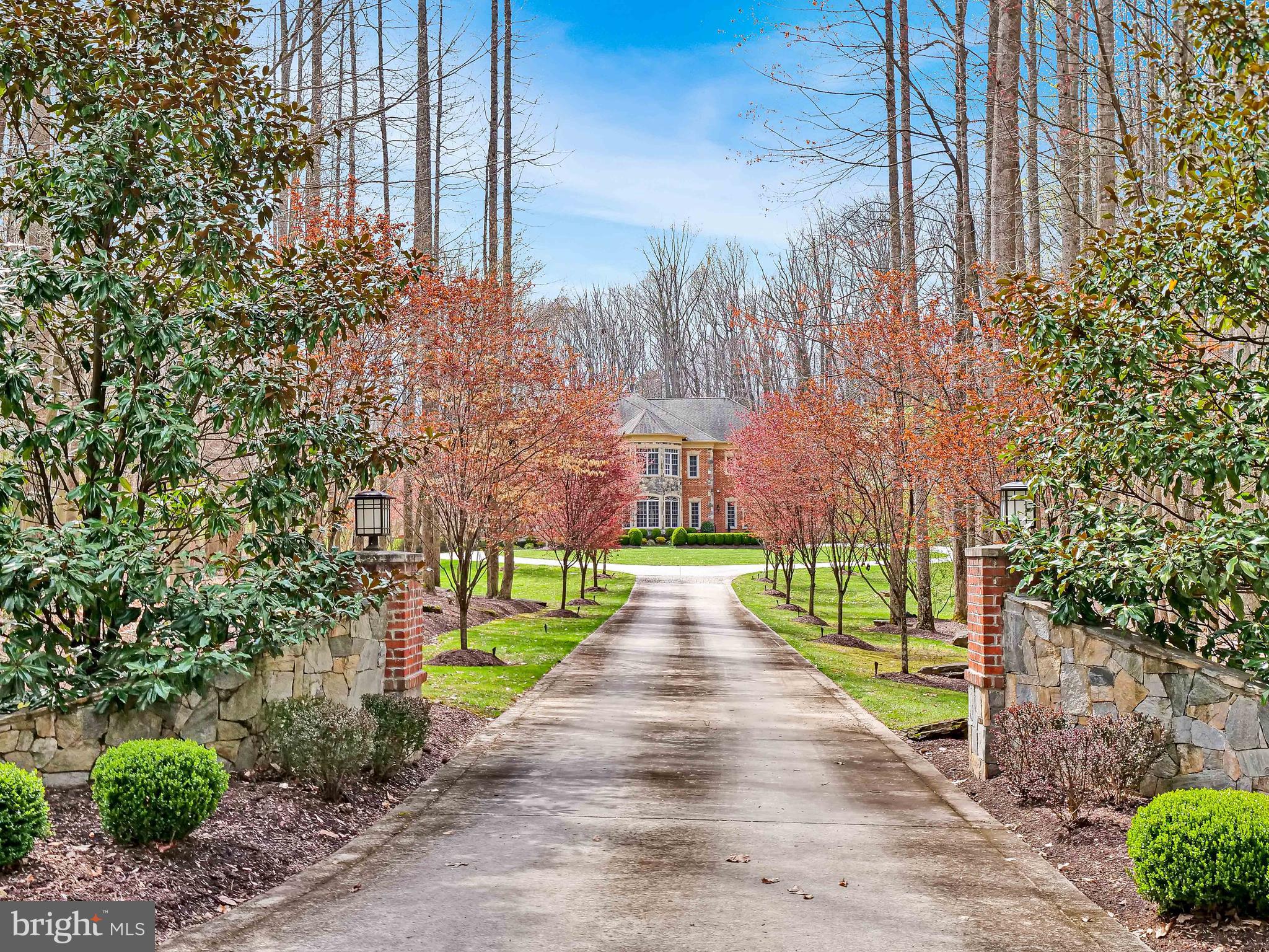 PLANTATION HILLS - Residential