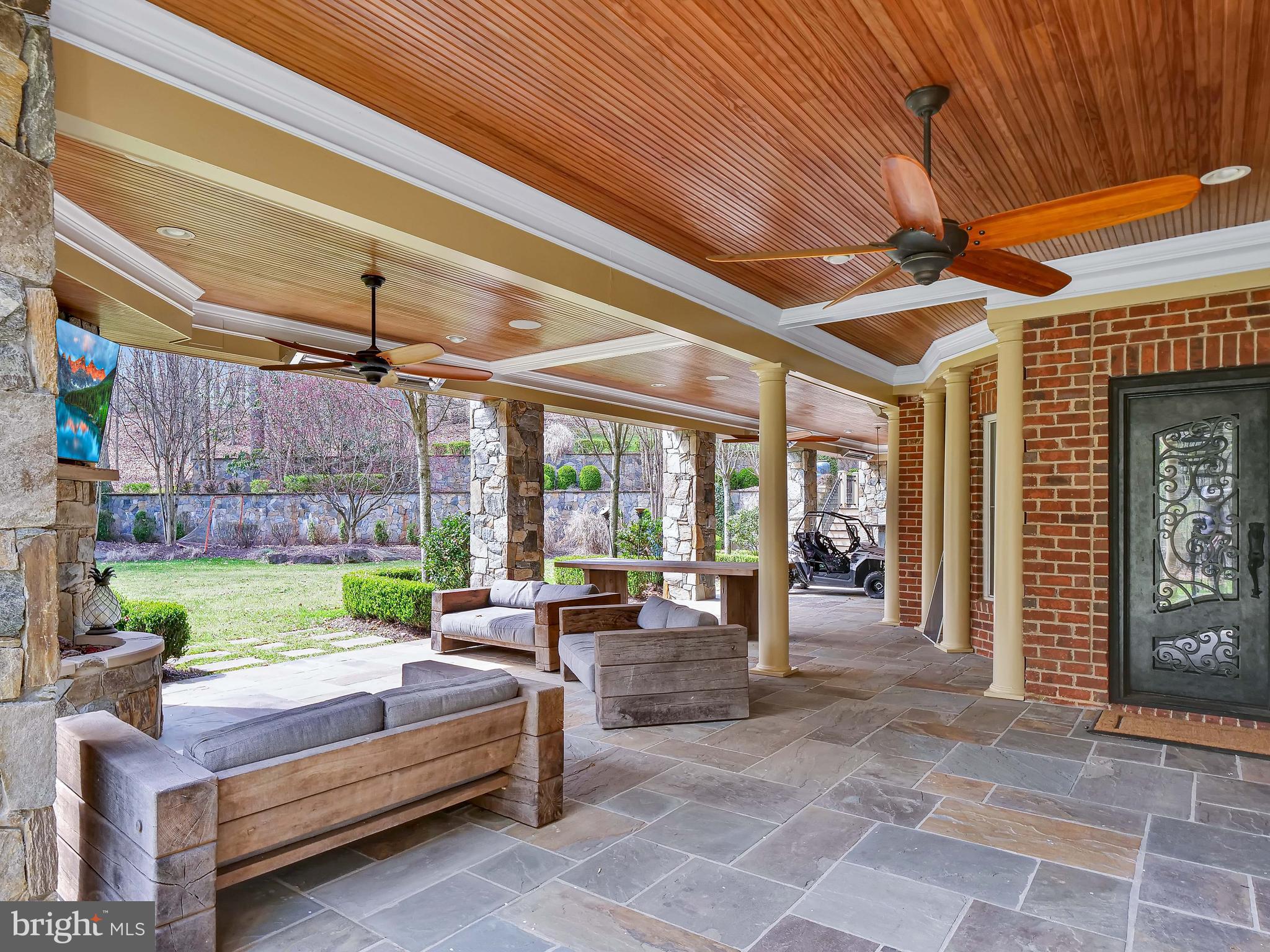 PLANTATION HILLS - Residential