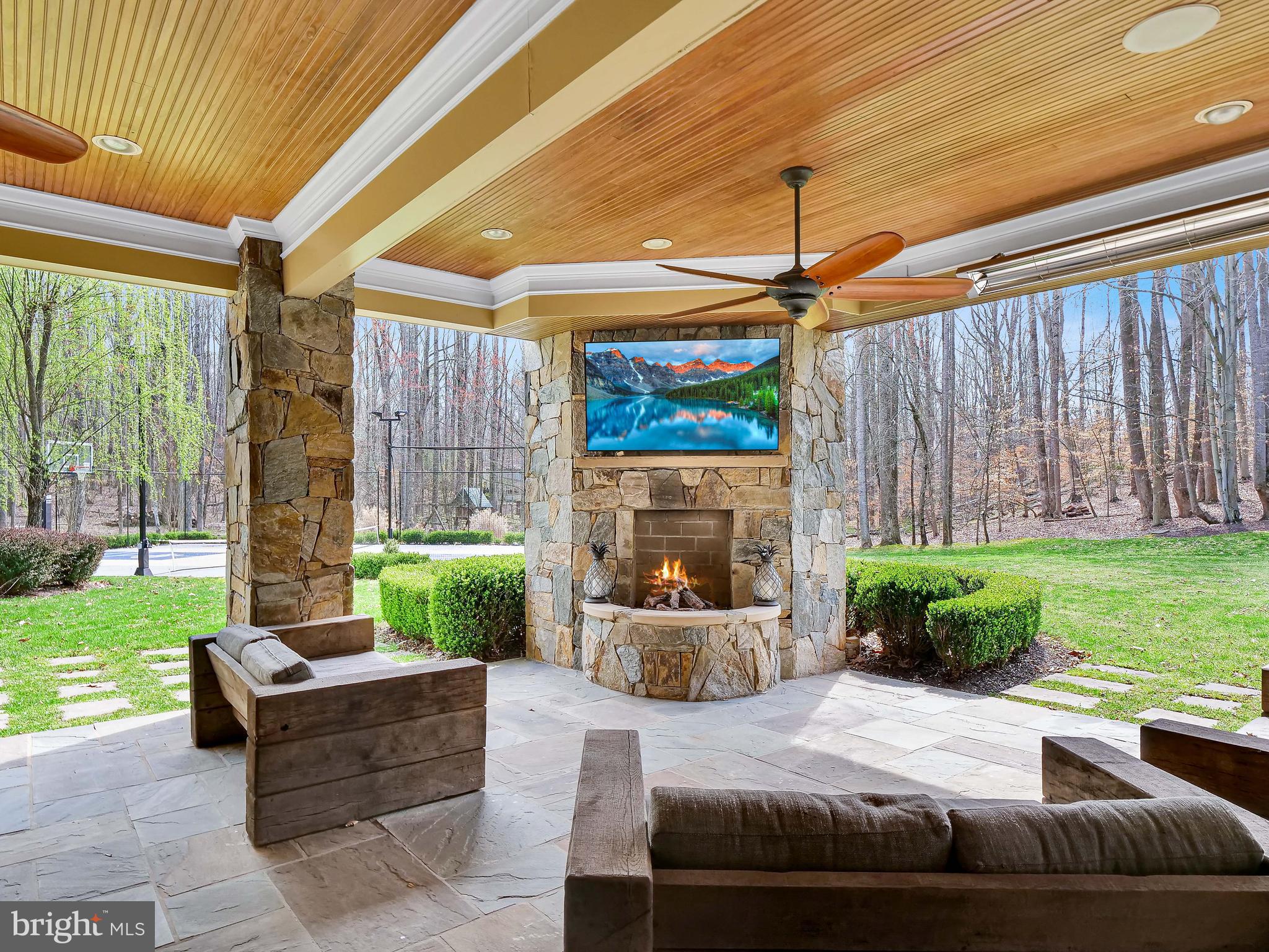 PLANTATION HILLS - Residential