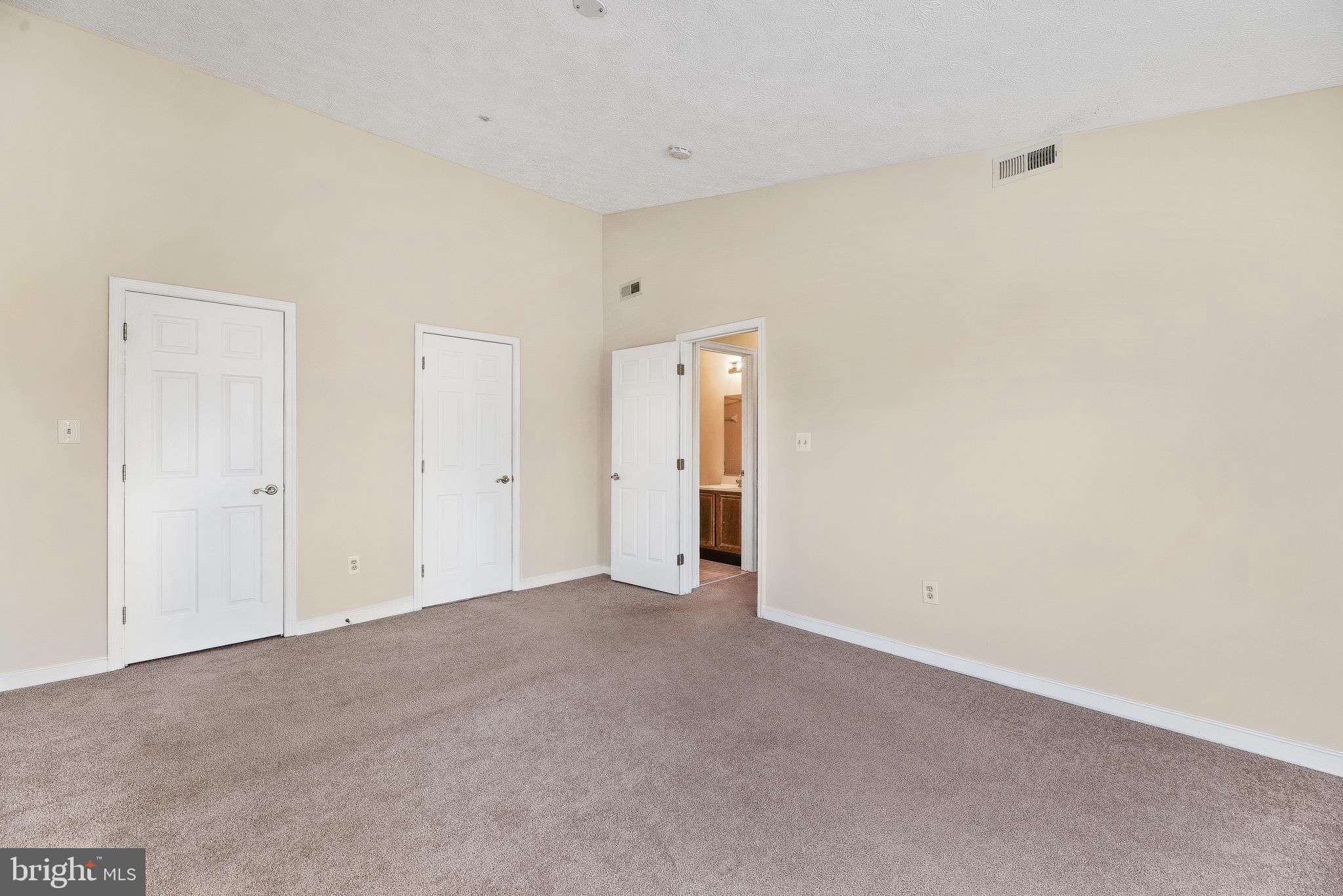 PINEY ORCHARD - Residential Lease