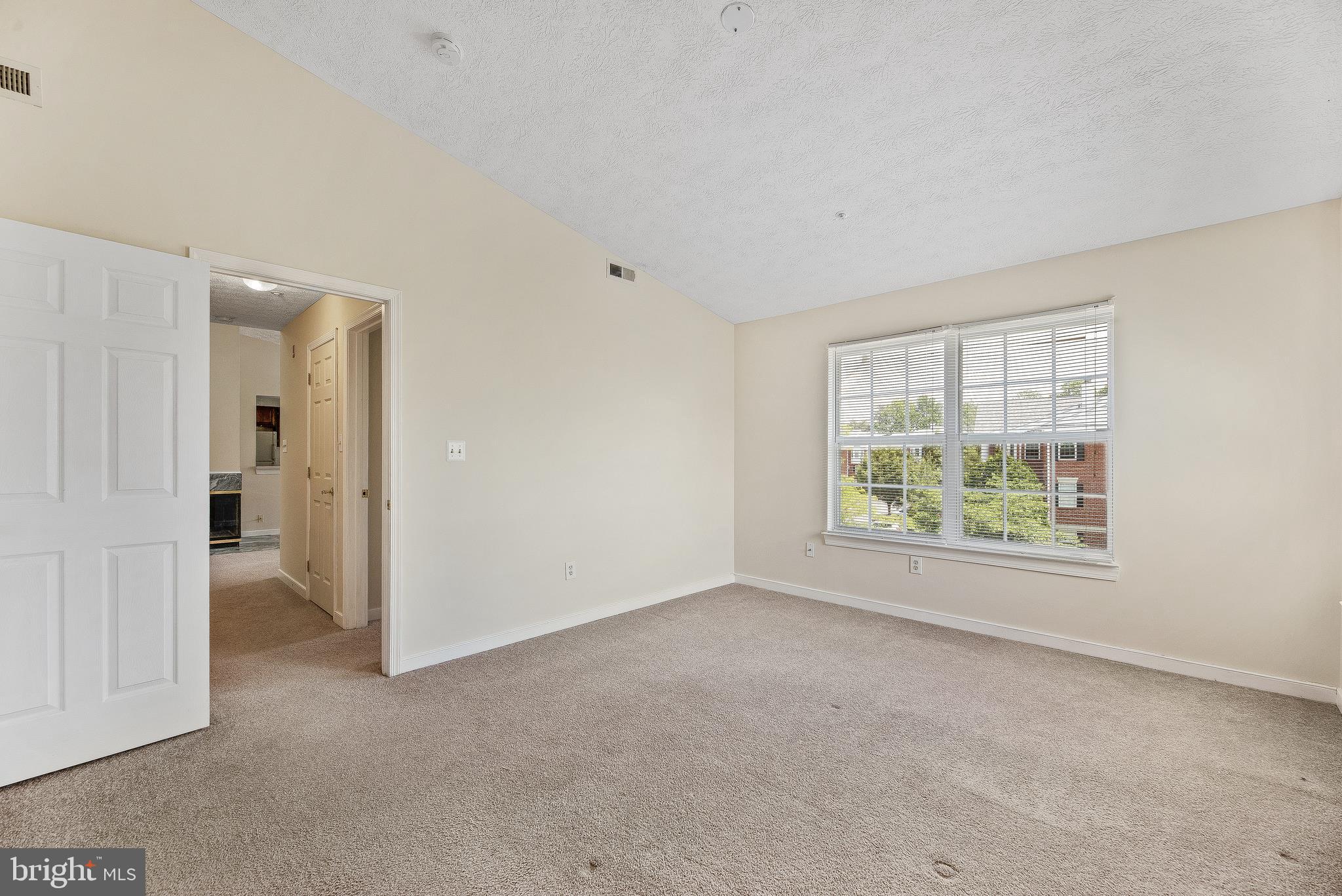 PINEY ORCHARD - Residential Lease