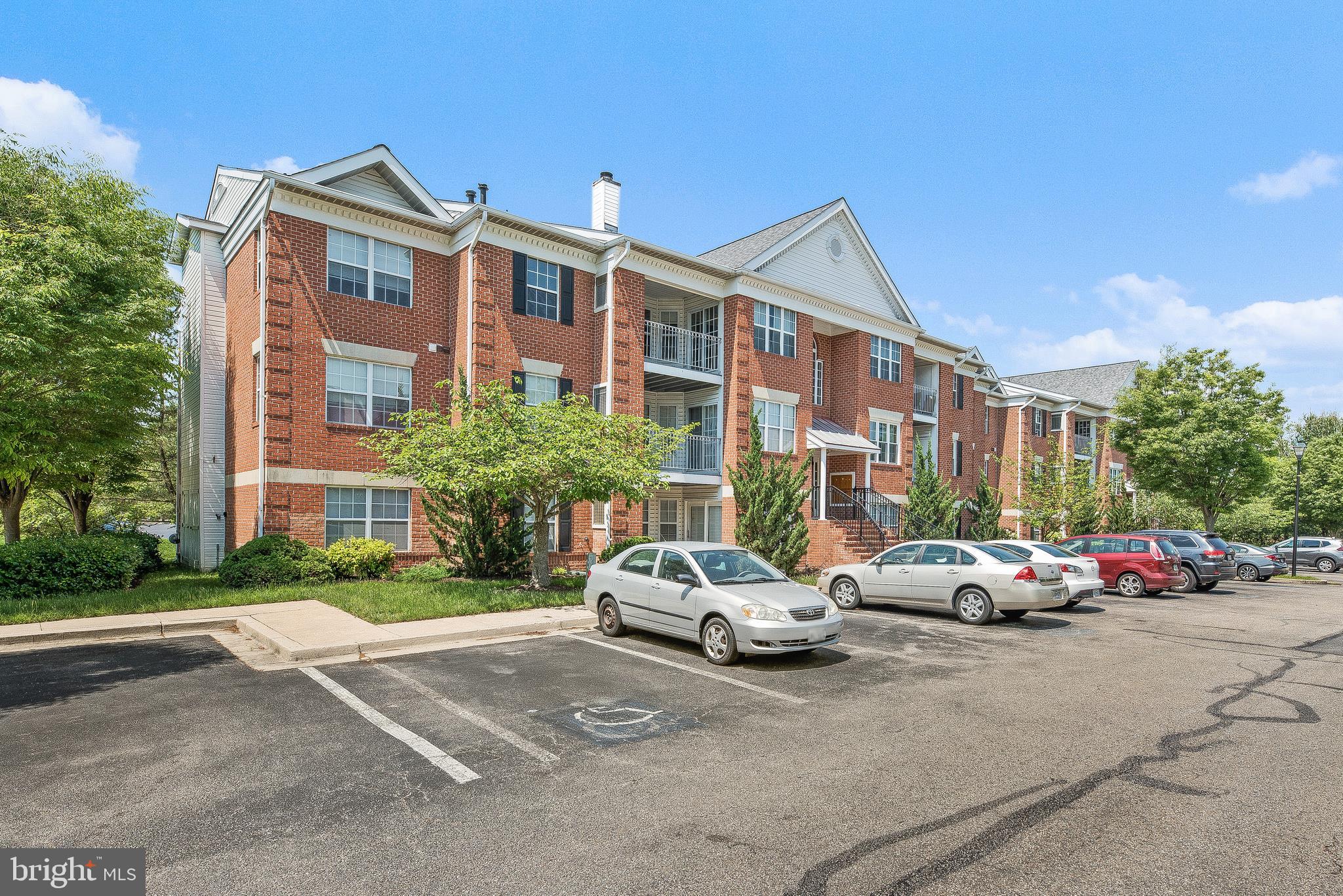 PINEY ORCHARD - Residential Lease