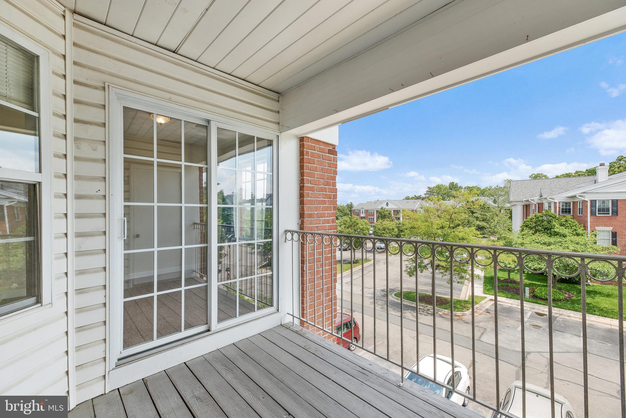 PINEY ORCHARD - Residential Lease