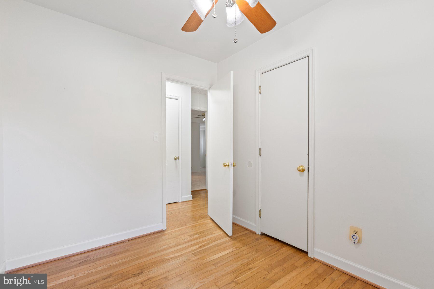 PIMMIT HILLS - Residential Lease