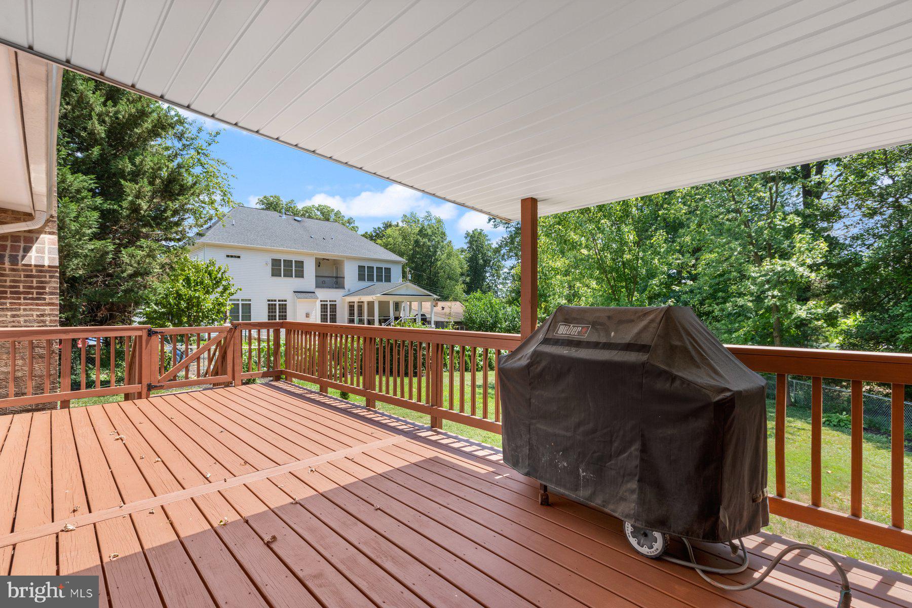 PIMMIT HILLS - Residential Lease