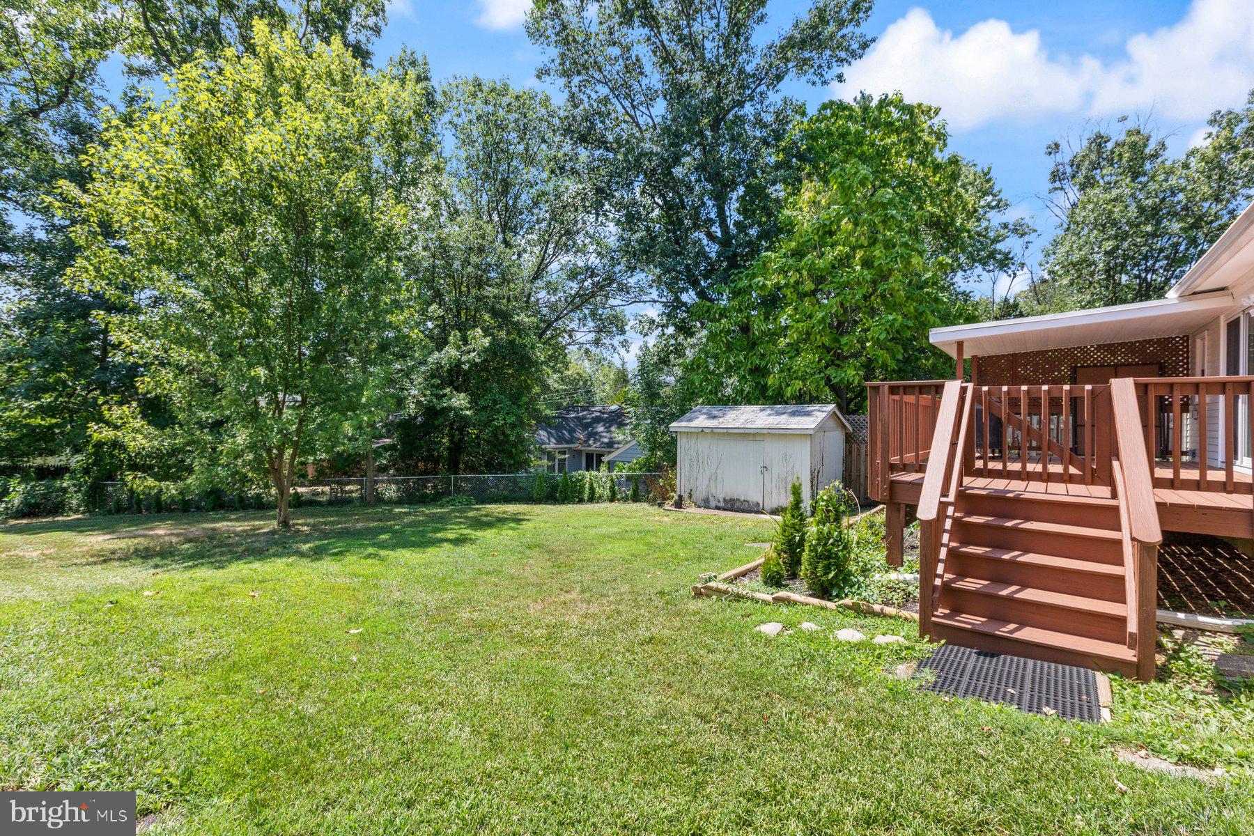 PIMMIT HILLS - Residential Lease