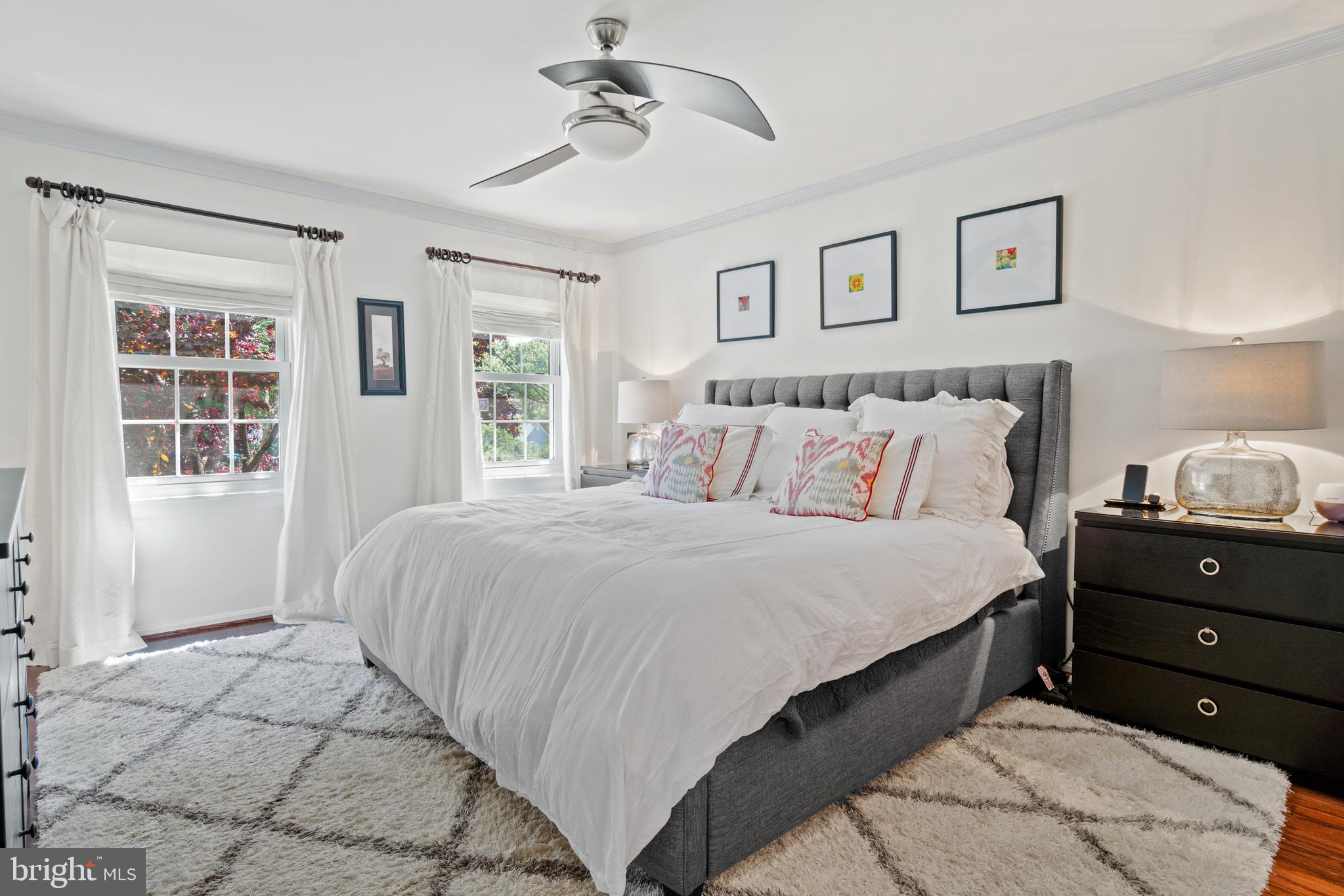 LAKE RIDGE - Residential